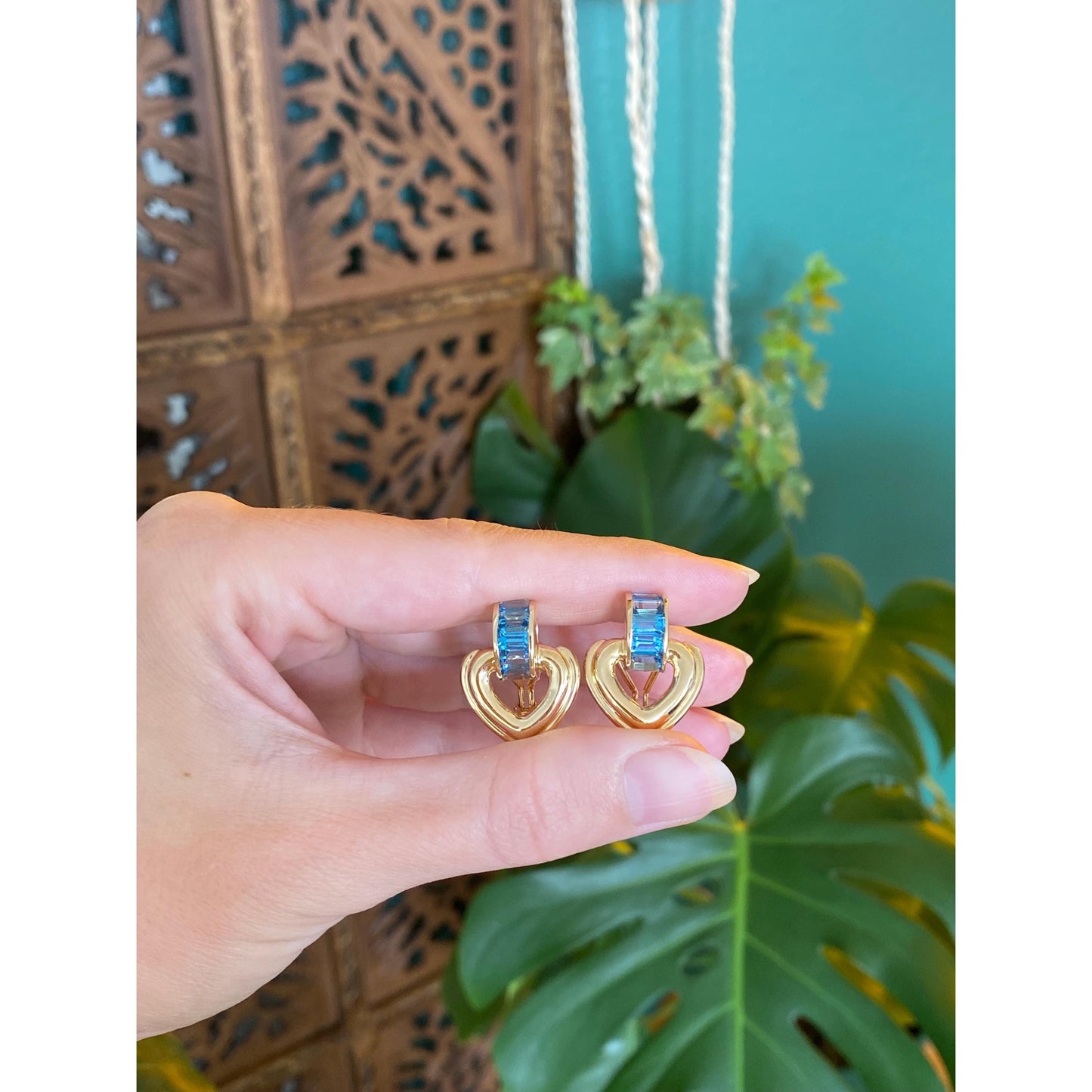 Vintage Solid 14k Yellow Gold Topaz Heart Drop Earrings