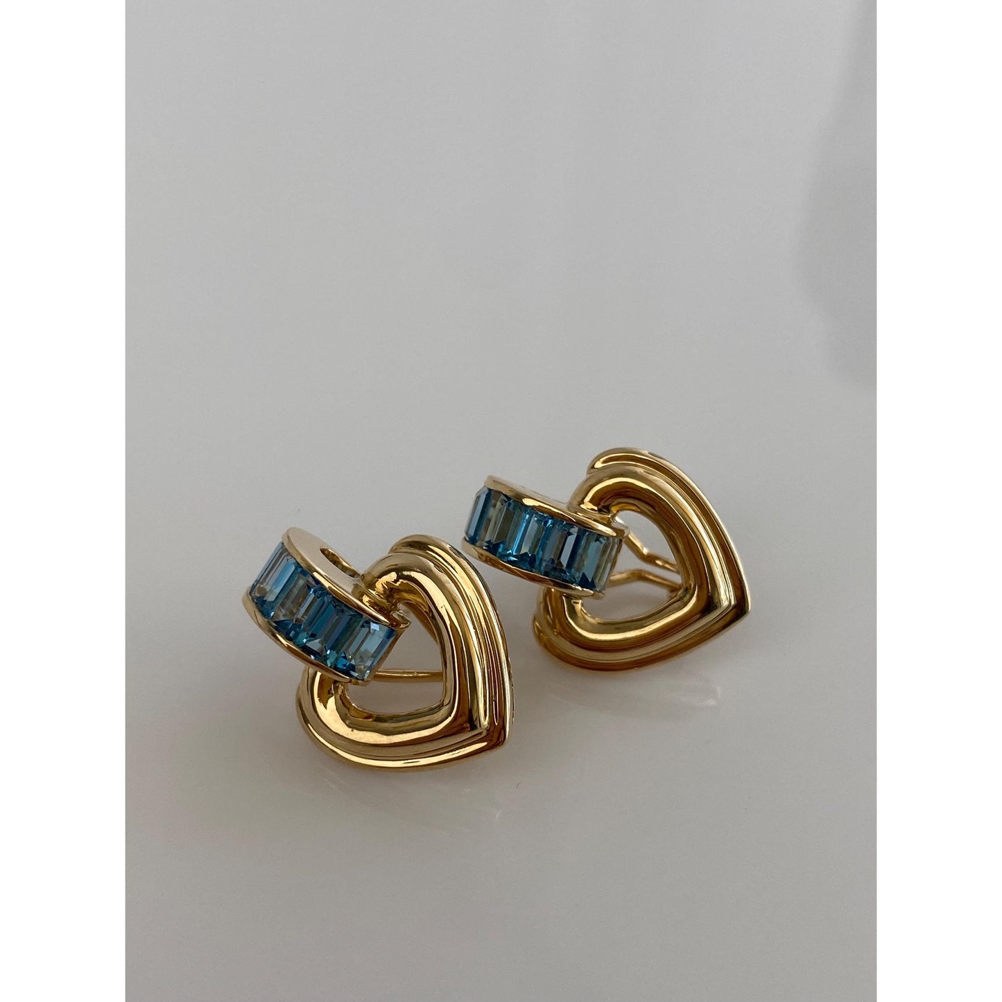 Vintage Solid 14k Yellow Gold Topaz Heart Drop Earrings