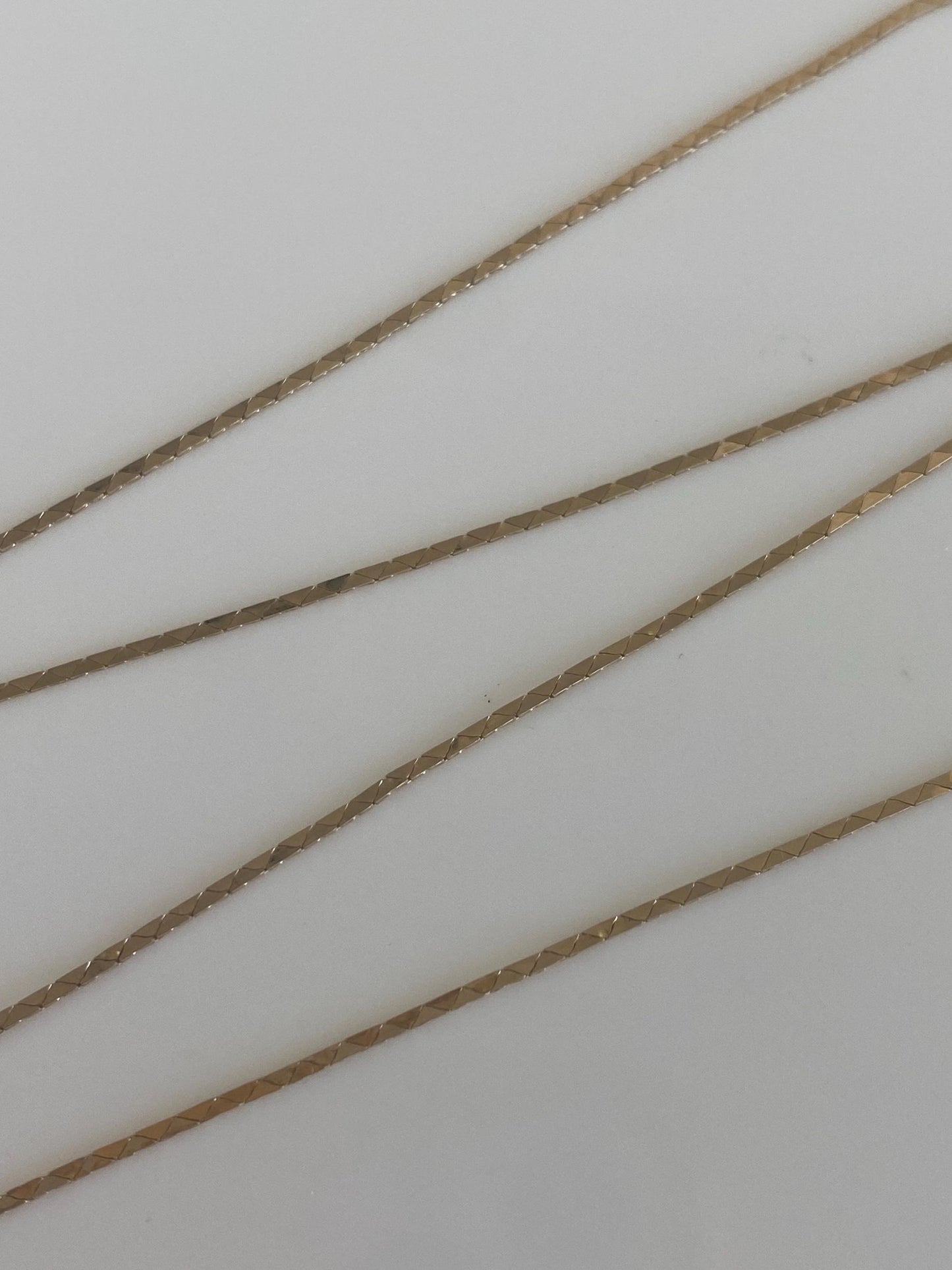 Vintage Solid 14k Yellow Gold Triangle Link Chain Necklace - 16.5 inches