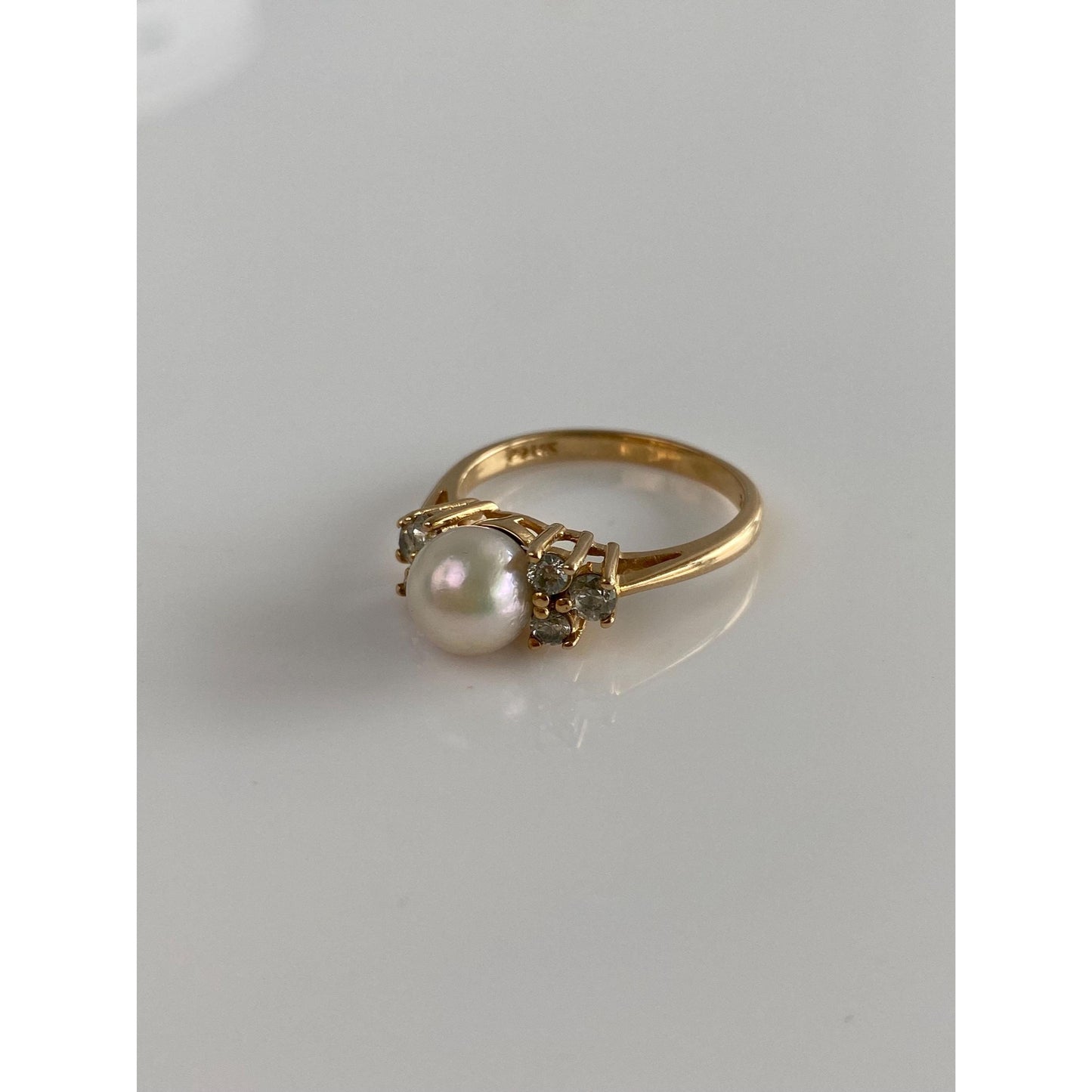Vintage Solid 14k Yellow Gold Pearl Clear Cubic Zirconia Ring - Size 6.75