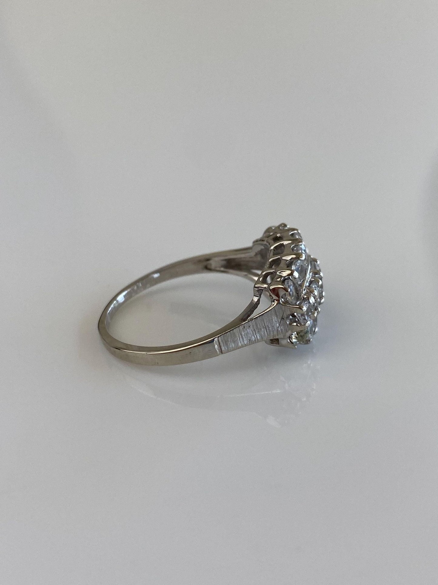 Vintage Solid 14k White Gold Clear Spinel Ring - Size 5.75
