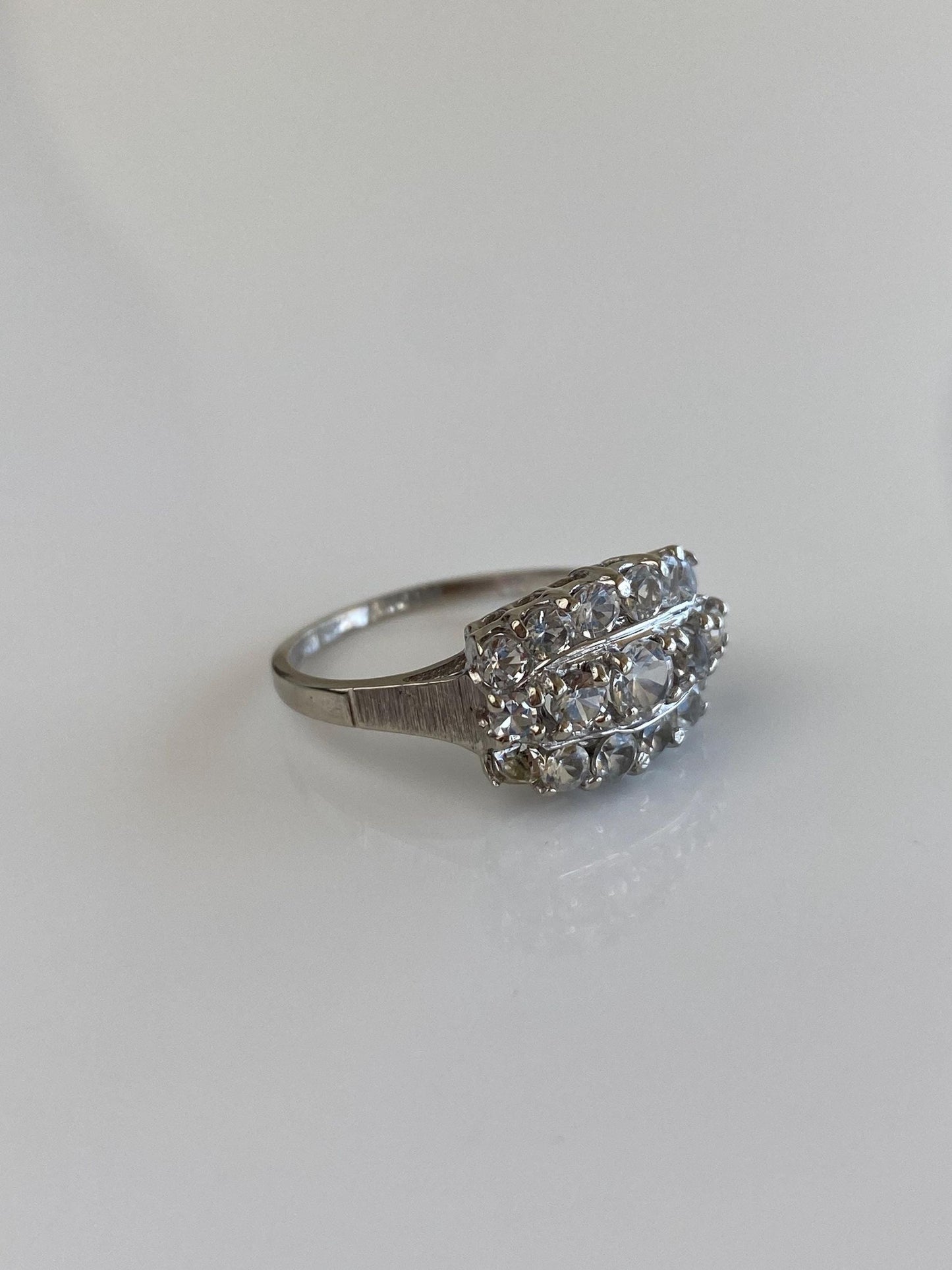 Vintage Solid 14k White Gold Clear Spinel Ring - Size 5.75