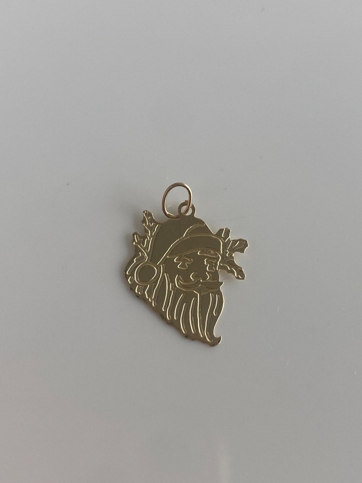 Vintage Solid 14k Yellow Gold Thin Santa Charm