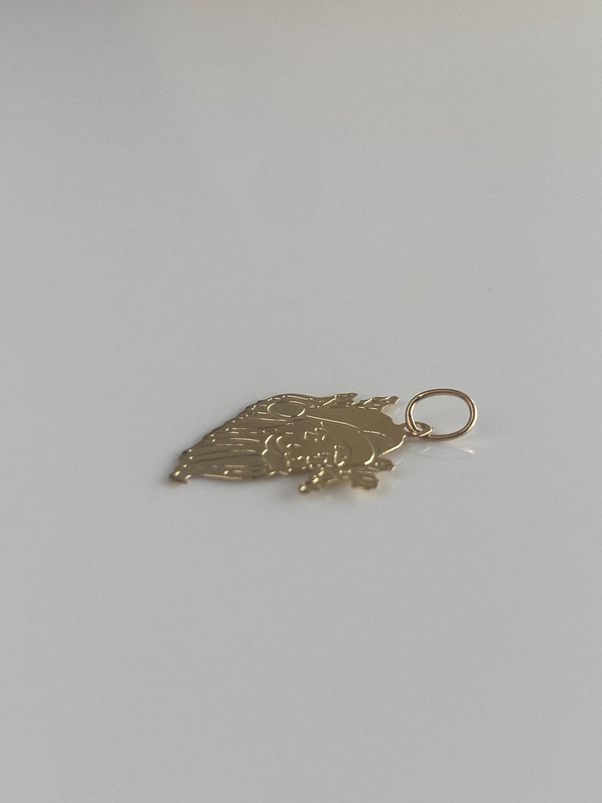 Vintage Solid 14k Yellow Gold Thin Santa Charm