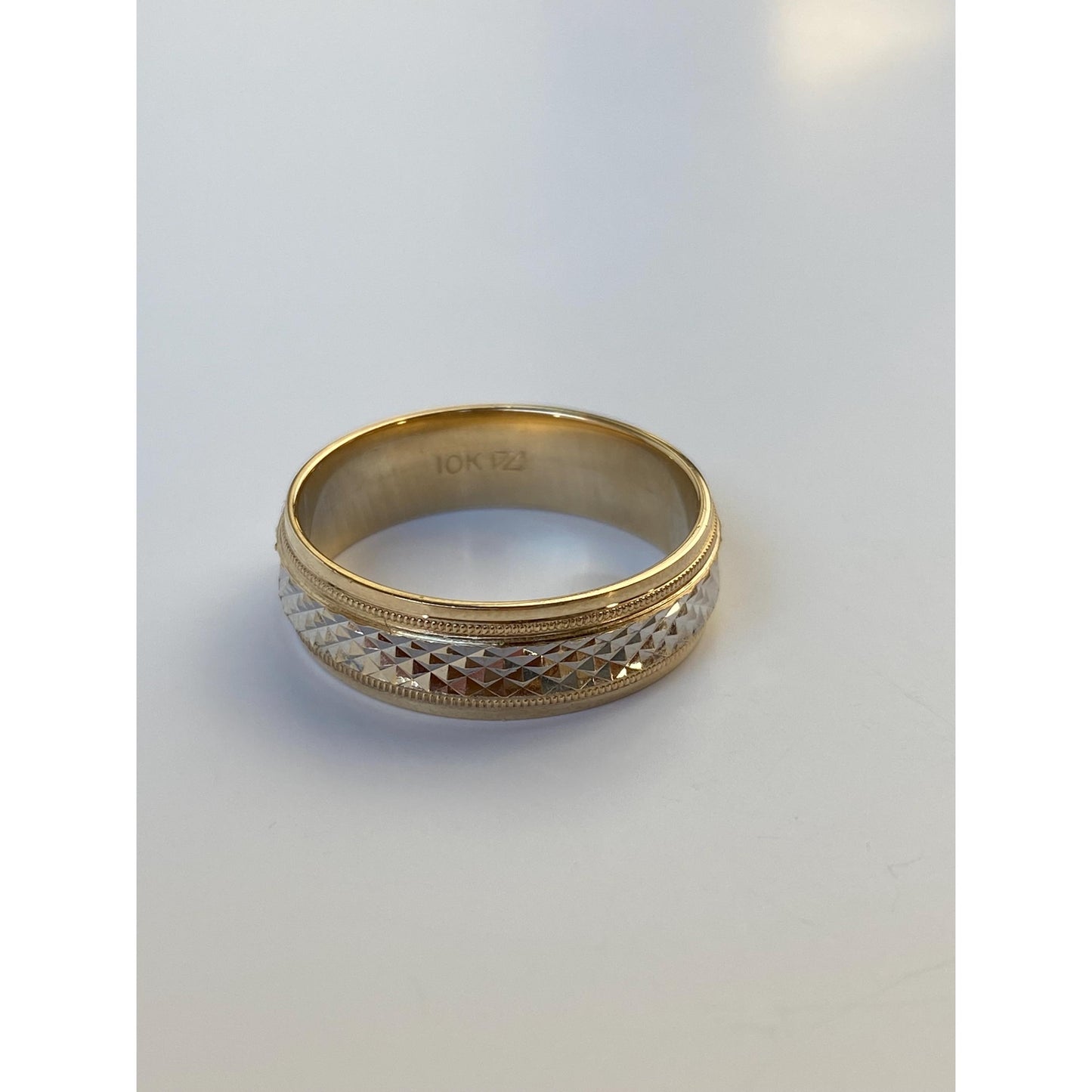 Vintage Solid 10k White & Yellow Gold Studded Texture Ring Band - Size 7