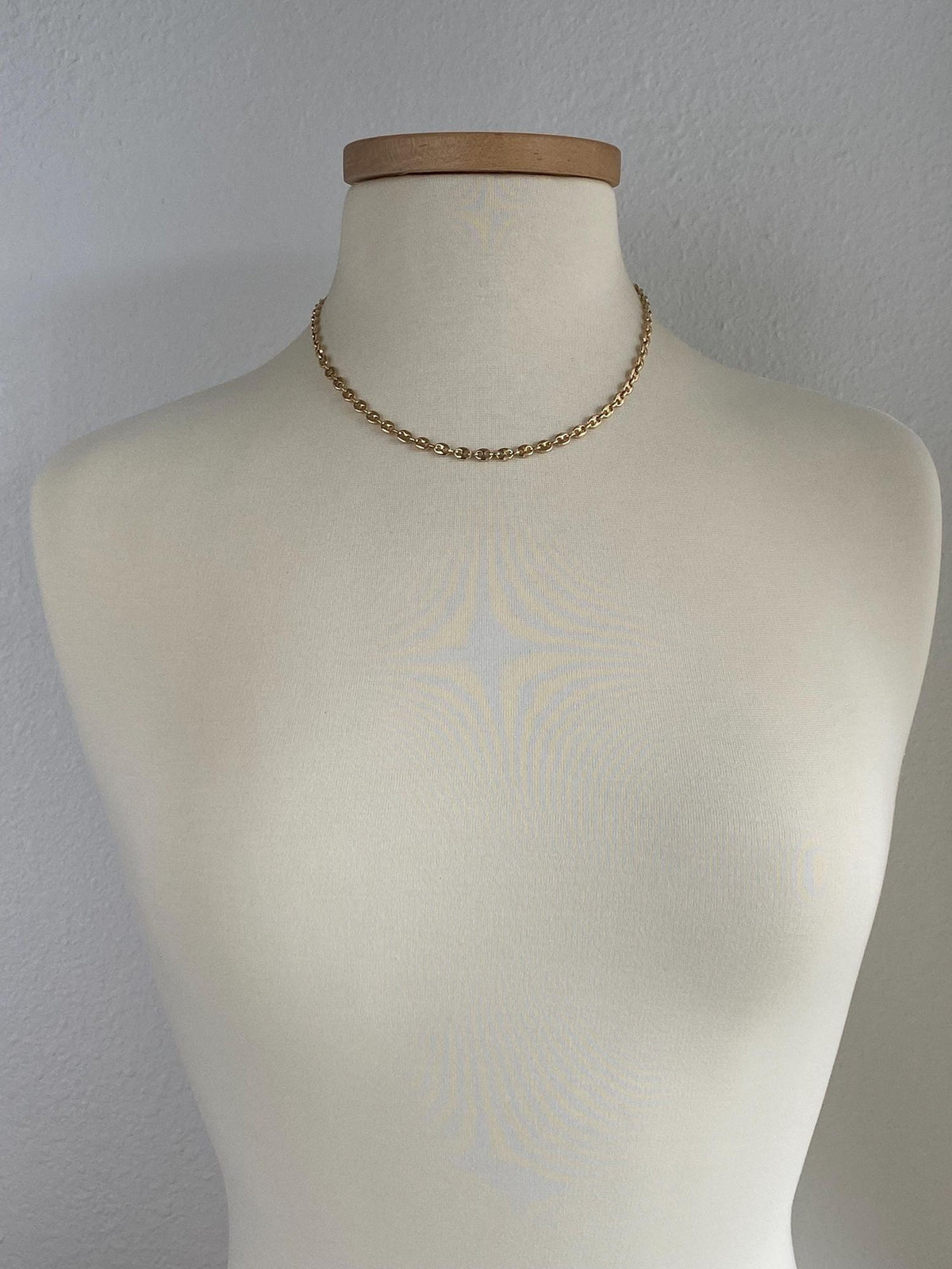 Solid 14k Yellow Gold Mariner Link Chain Necklace - 18 inches