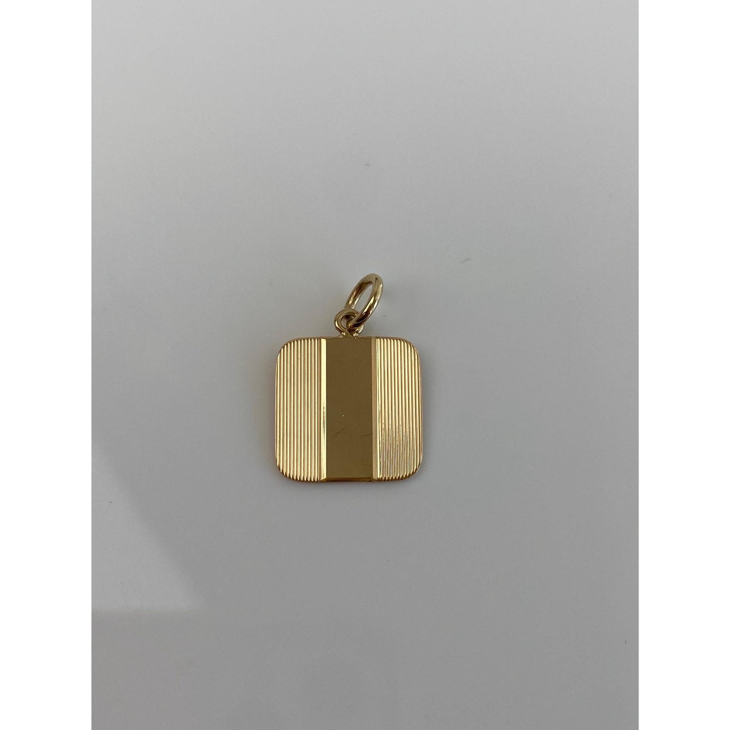 Vintage Solid 14k Yellow Gold Lined Design Cufflink Conversion Charm