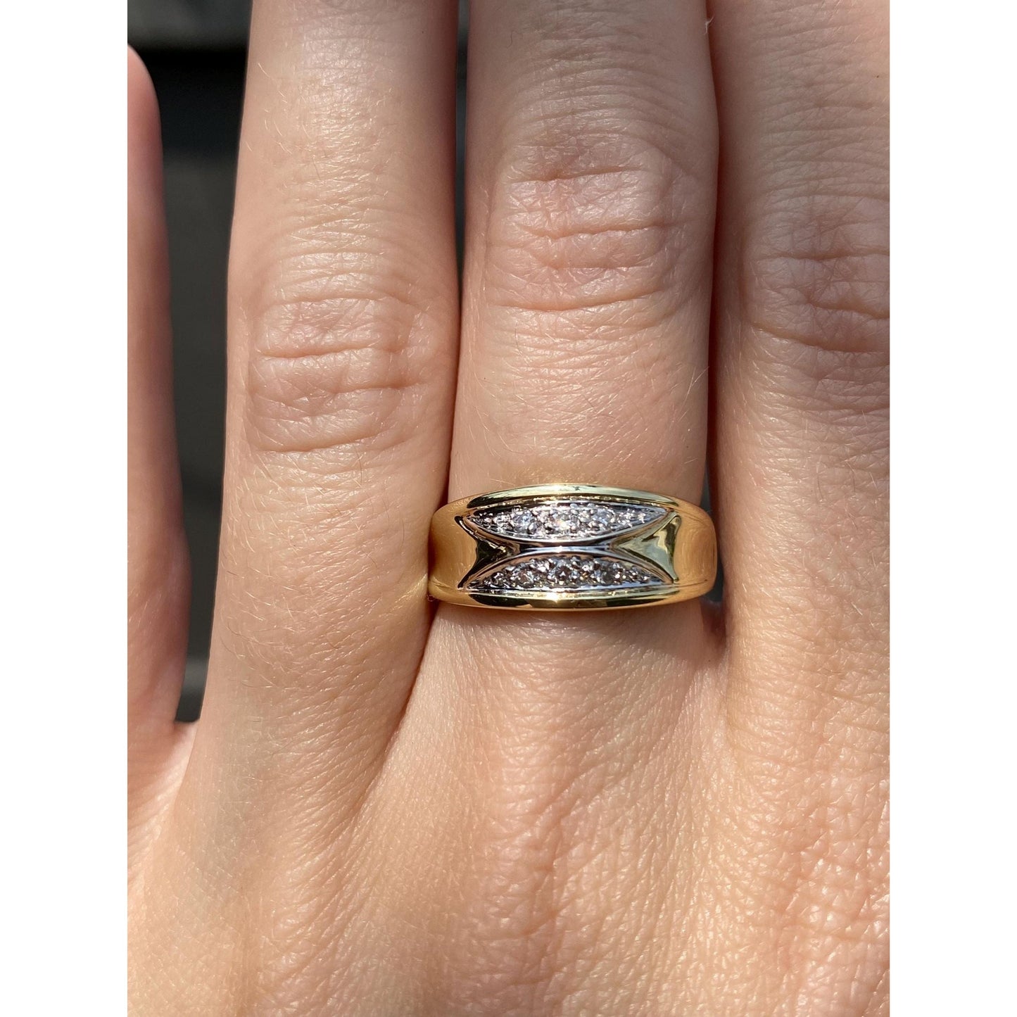 Vintage Solid 14k White & Yellow Gold Diamond Ring Band - Size 6.25