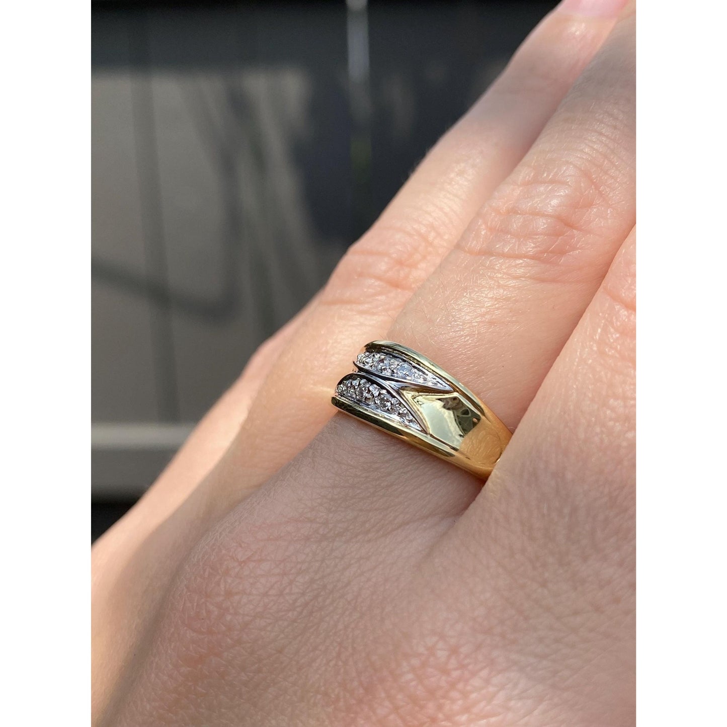 Vintage Solid 14k White & Yellow Gold Diamond Ring Band - Size 6.25