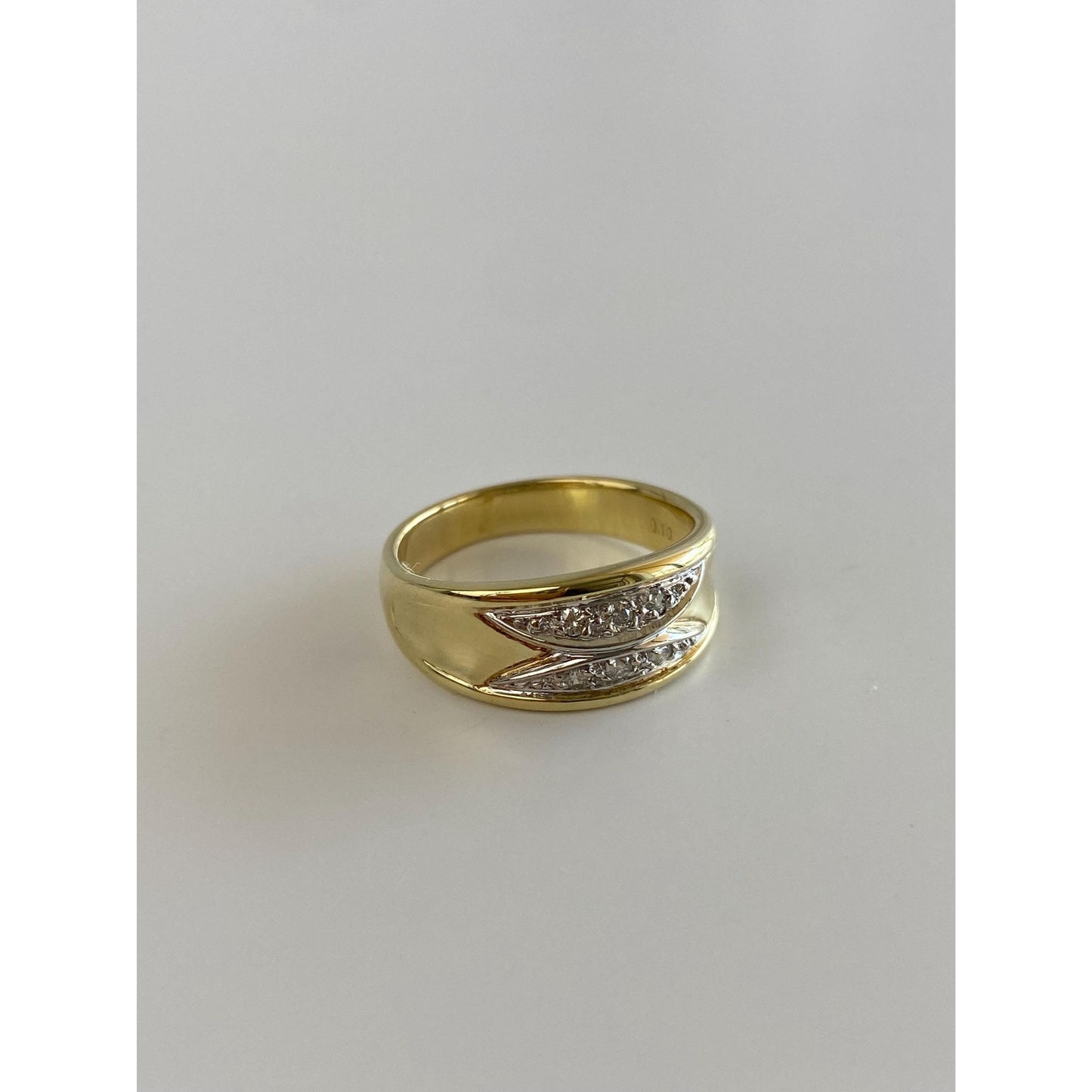 Vintage Solid 14k White & Yellow Gold Diamond Ring Band - Size 6.25