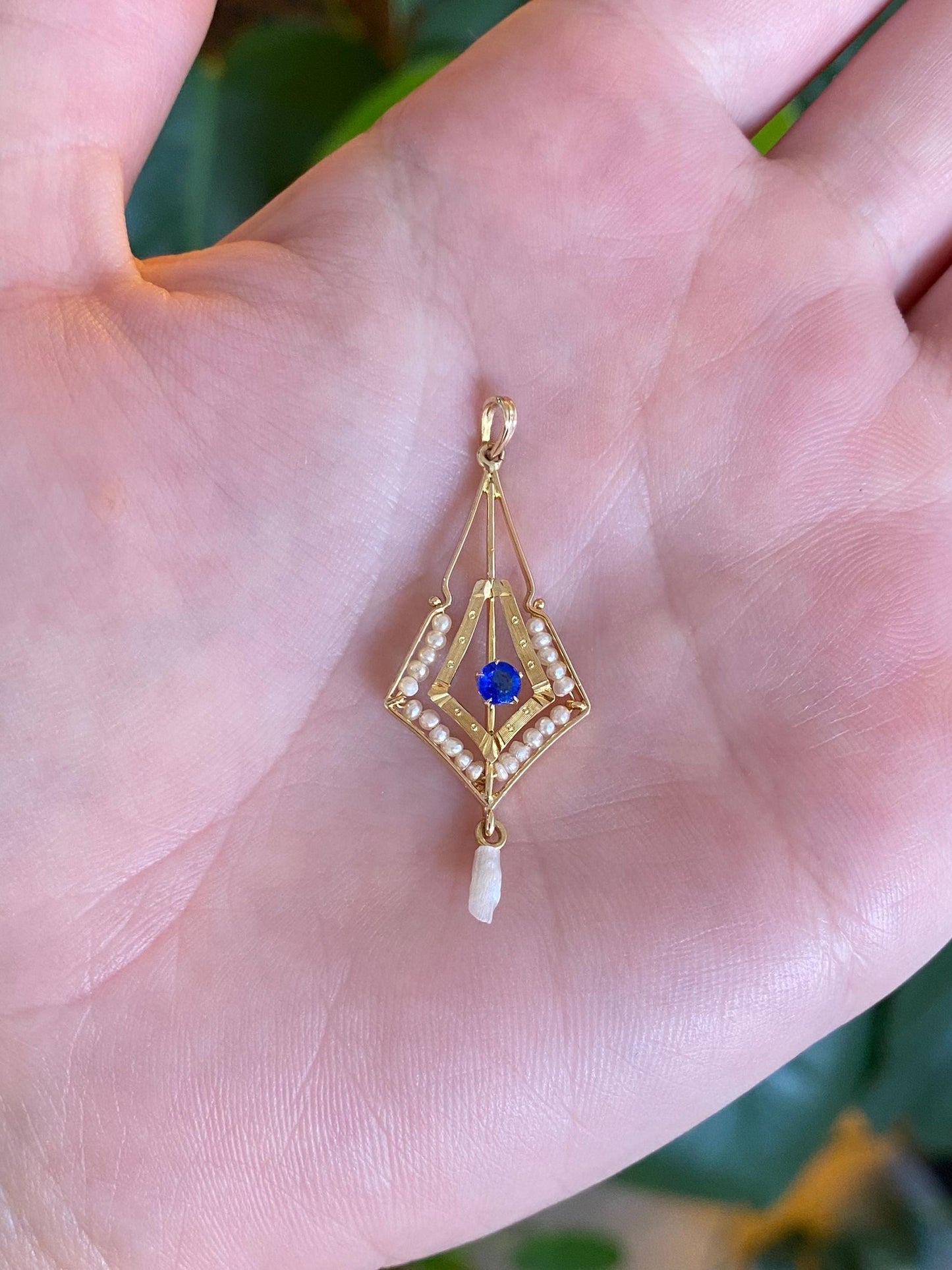 Vintage Solid 14k Yellow Gold Blue Cubic Zirconia Seed Pearls Charm