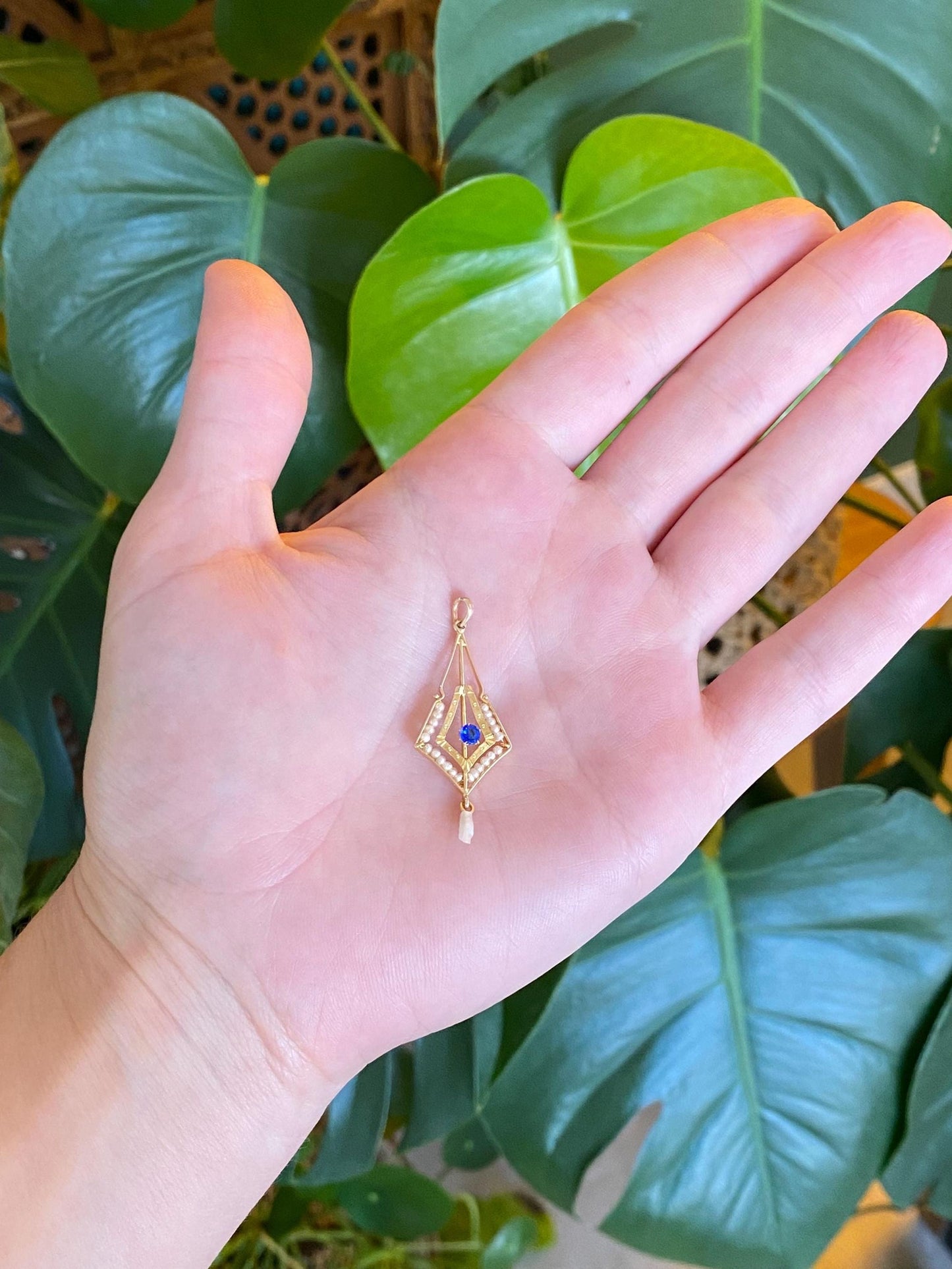 Vintage Solid 14k Yellow Gold Blue Cubic Zirconia Seed Pearls Charm