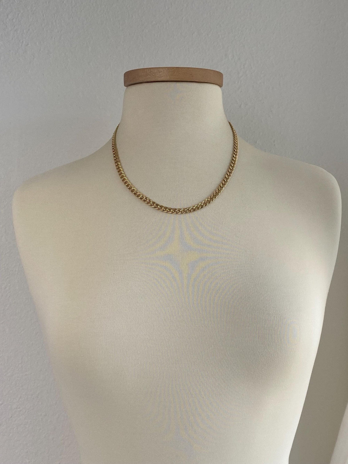 Vintage Solid 14k Yellow Gold Lined Curb Chain Necklace - 20 inches