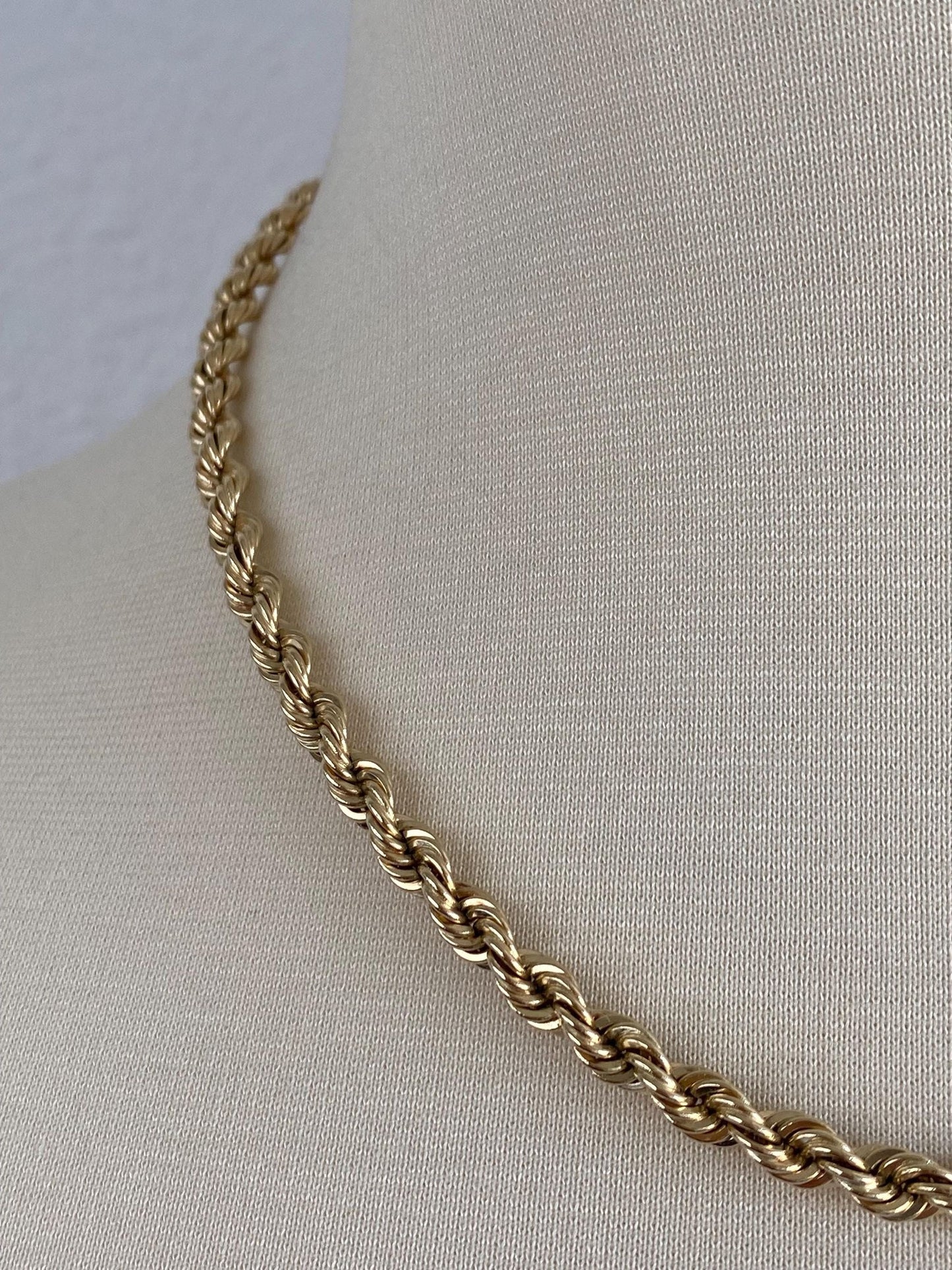 Vintage Solid 14k Yellow Gold Rope Chain Necklace - 18 inches