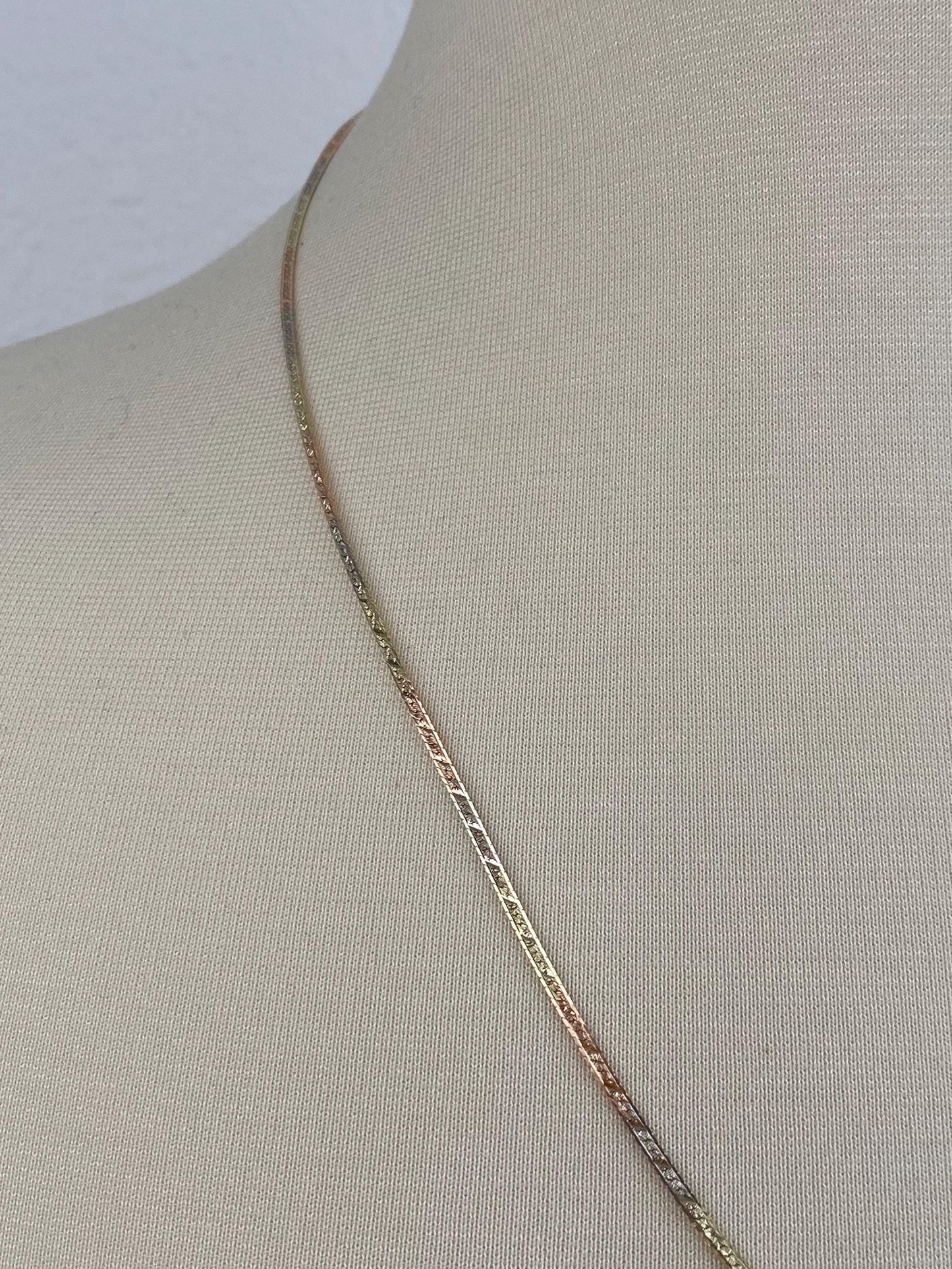 Vintage Solid 14k Tri Tone Gold Pattern Herringbone Chain Necklace - 23.75 inches