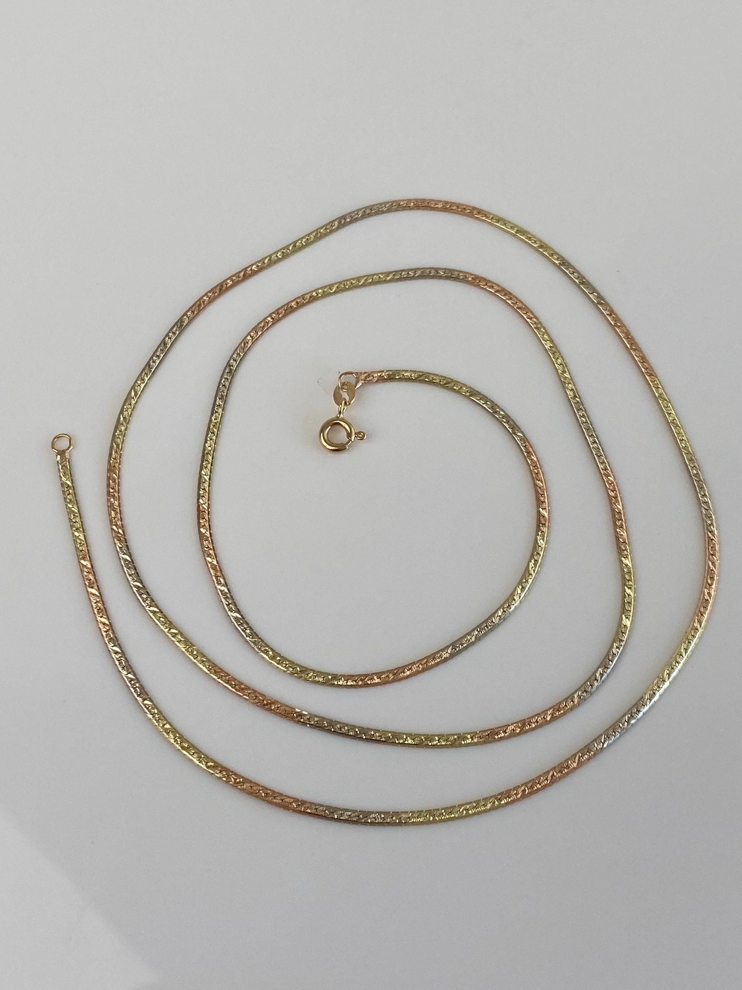 Vintage Solid 14k Tri Tone Gold Pattern Herringbone Chain Necklace - 23.75 inches