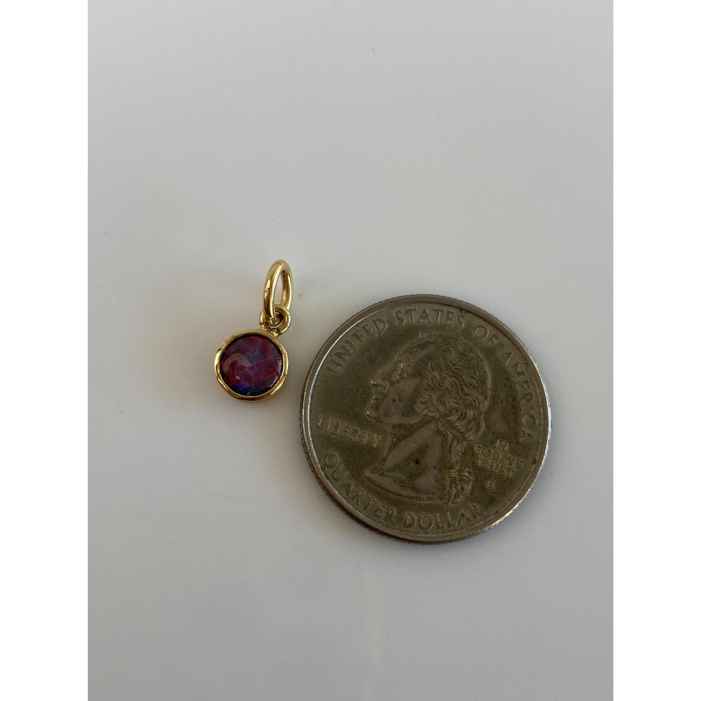 Vintage Solid 18k Yellow Gold Opal Charm