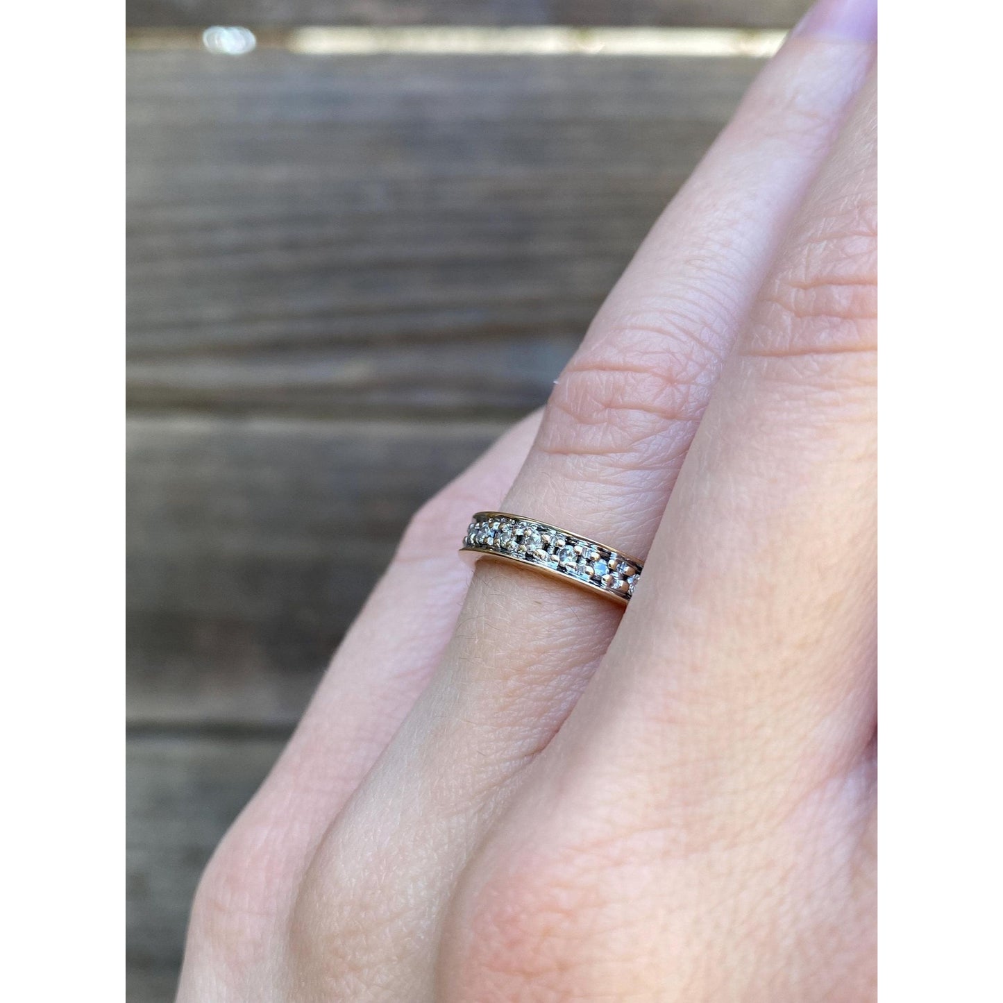 Vintage Solid 14k Yellow Gold Diamond Ring Band - Size 5.25