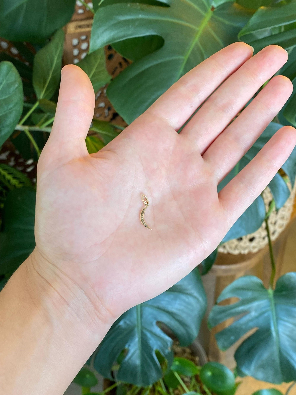 Vintage 10k Yellow Gold Seed Pearls Crescent Moon Stick Pin Conversion Charm