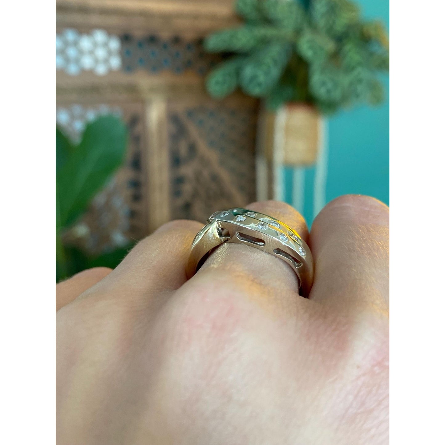 Vintage Solid 14k White & Yellow Gold Diamond Ring Band - Size 8.25