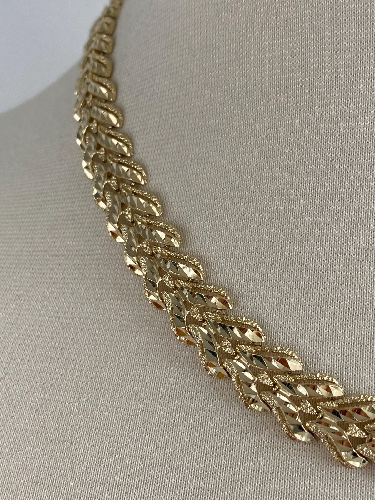 Vintage Solid 14k Yellow Gold Diamond Cut Fancy Link Chain Necklace - 18.25 inches