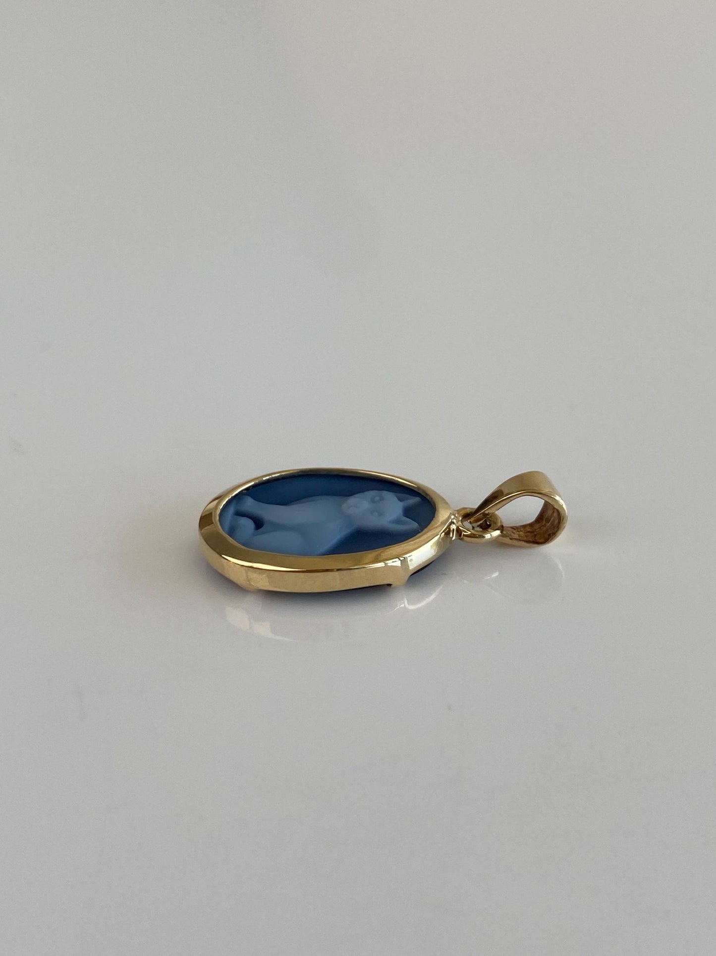 Vintage Solid 14k Yellow Gold Cat Cameo Charm