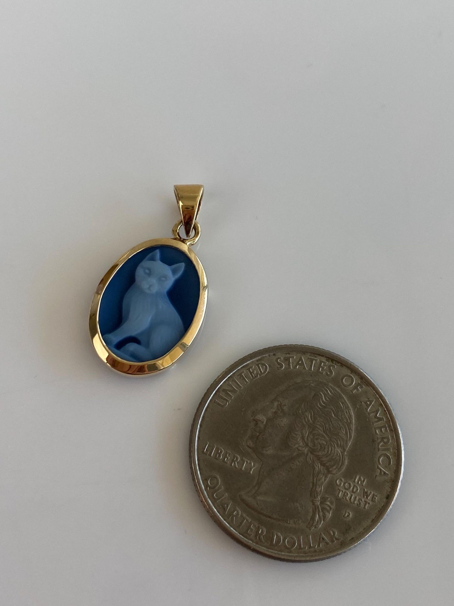 Vintage Solid 14k Yellow Gold Cat Cameo Charm