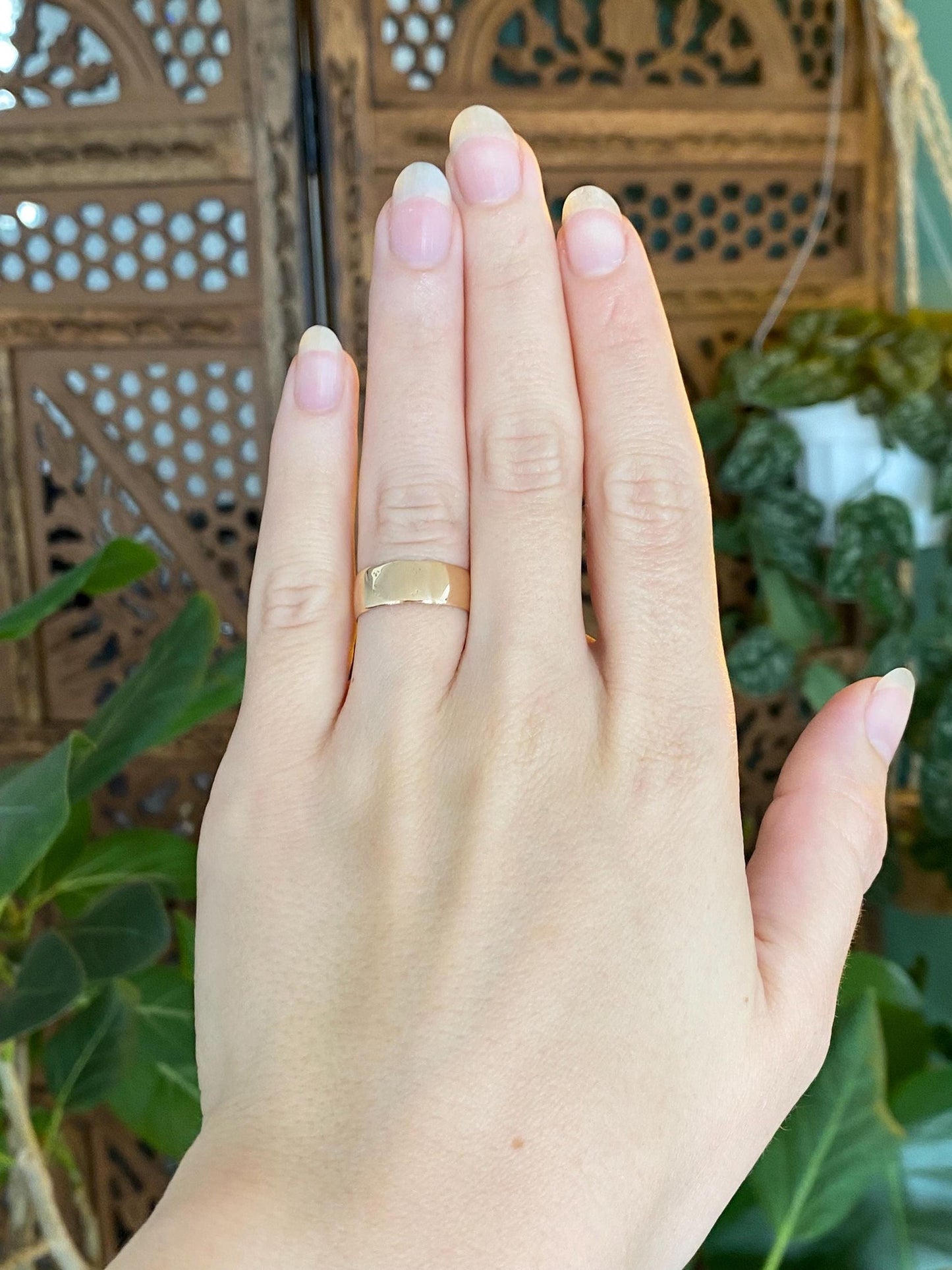 Vintage Solid 12k Rosey Gold Ring Band - Size 5.75