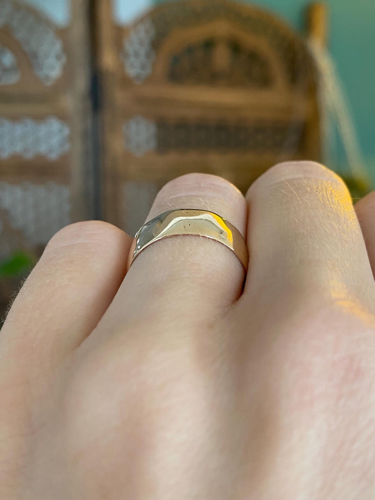 Vintage Solid 12k Rosey Gold Ring Band - Size 5.75