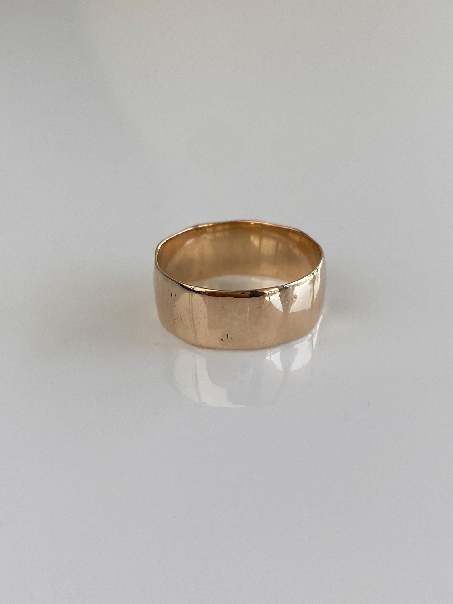 Vintage Solid 12k Rosey Gold Ring Band - Size 5.75