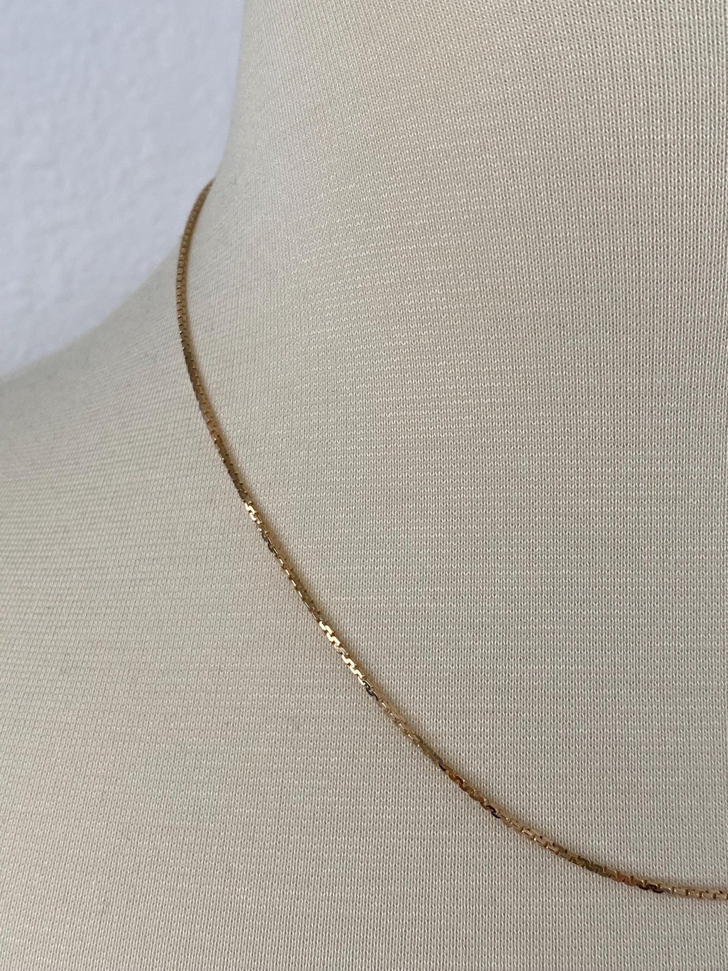 Vintage Solid 14k Yellow Gold Box Chain Necklace - 18 inches