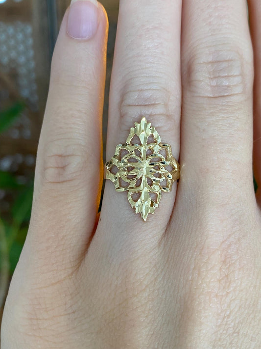 Vintage Solid 14k Yellow Gold Diamond Cut Open Work Ring - Size 5.5
