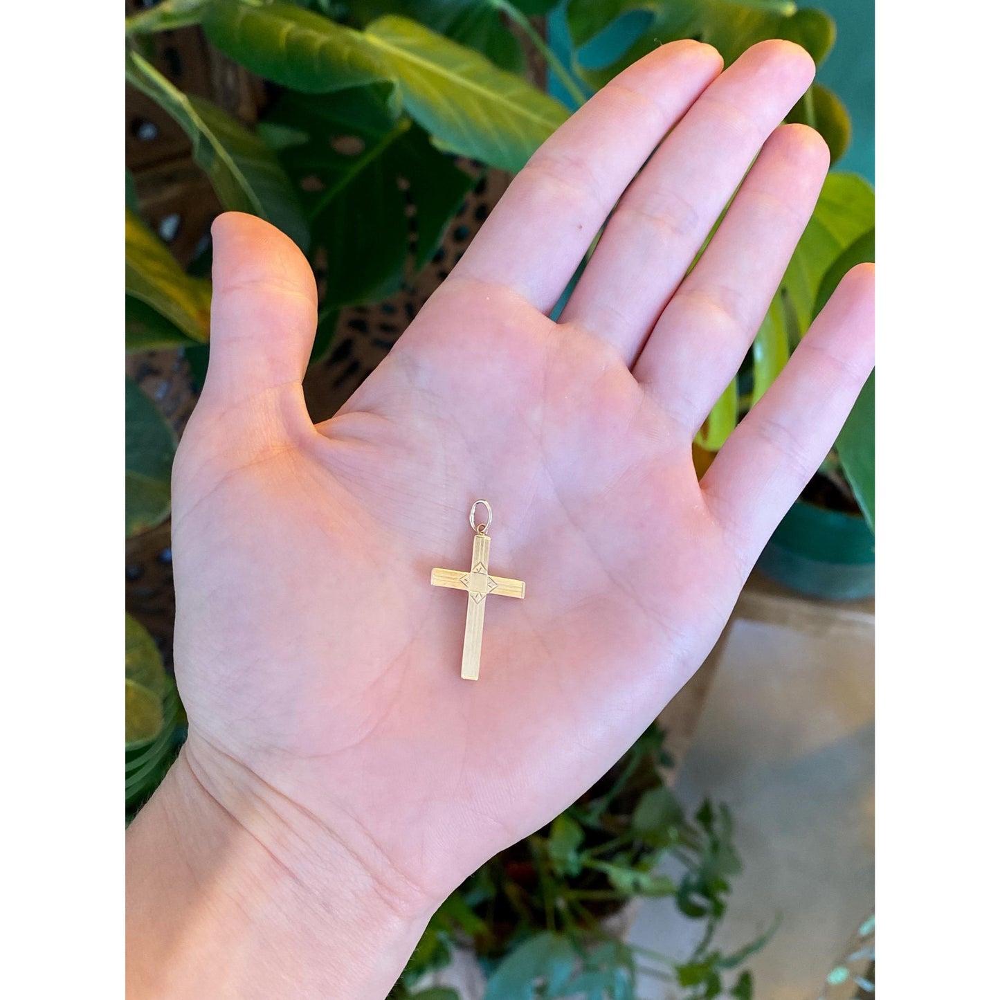 Vintage 10k Yellow Gold Lined Cross Charm