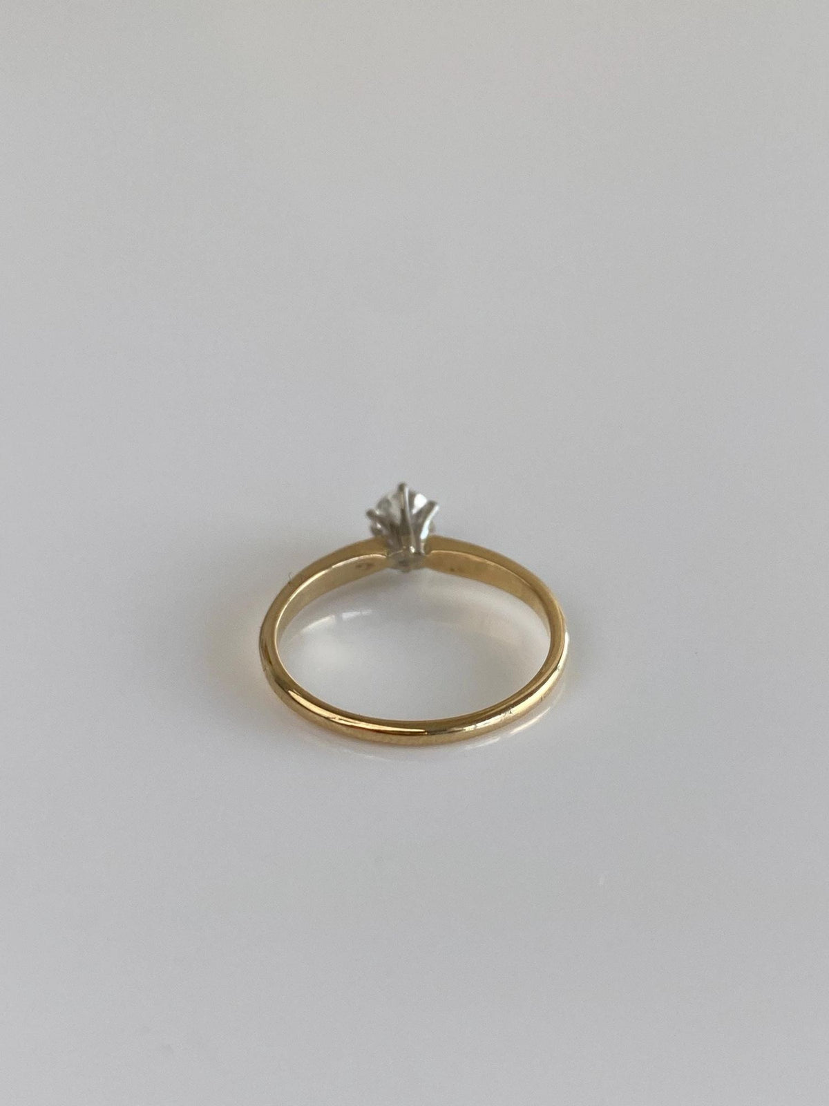Vintage Solid 14k White & Yellow Gold Diamond Ring - Size 4.5