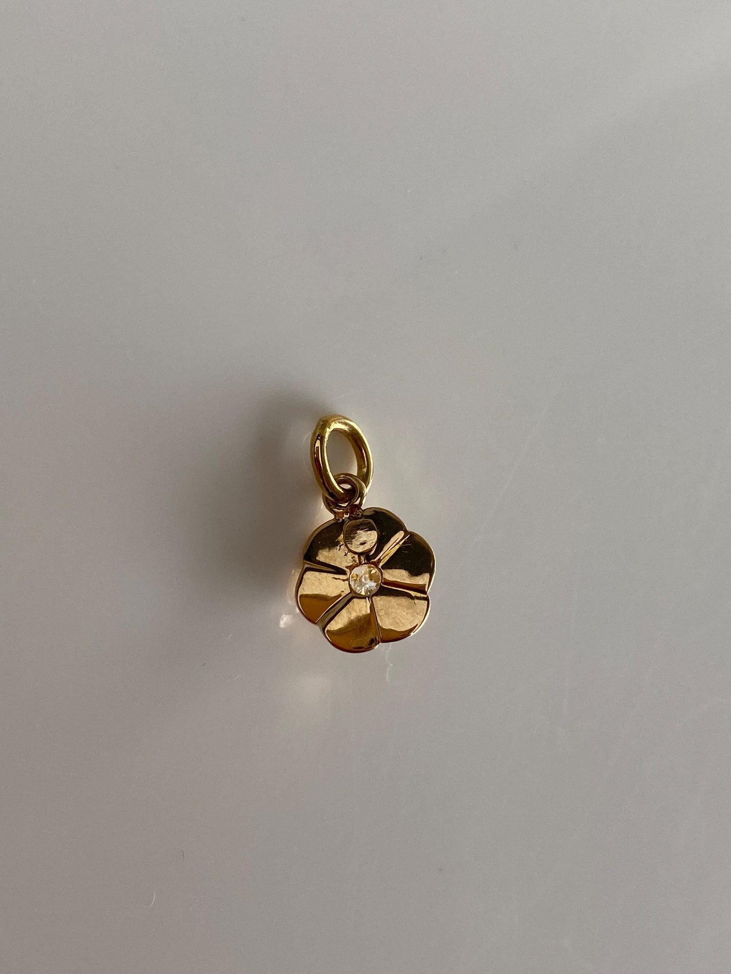 Vintage Solid 14k Yellow Gold Diamond Flower Charm