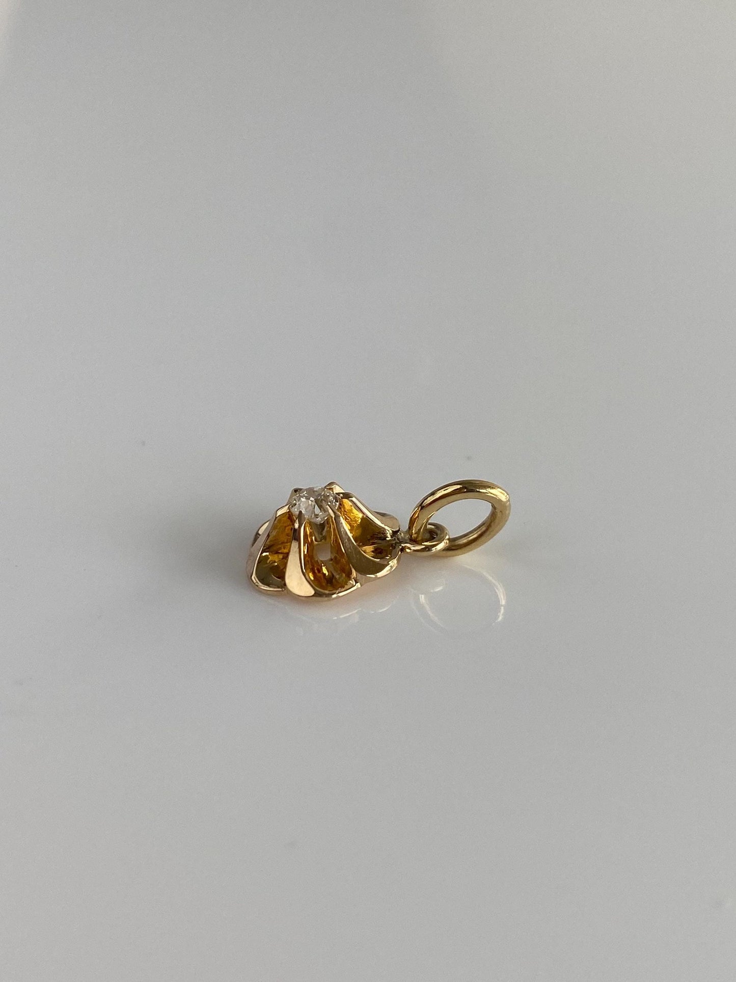 Vintage Solid 14k Yellow Gold Diamond Flower Charm