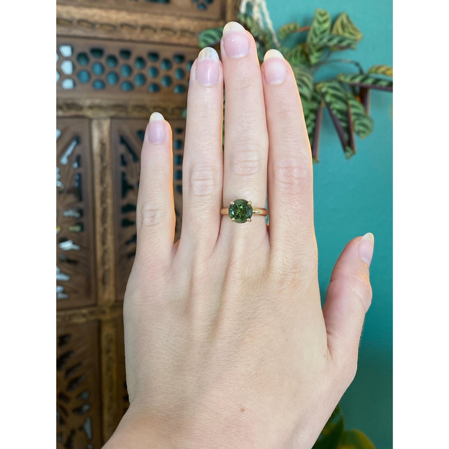 Solid 14k Yellow Gold Green Cubic Zirconia Ring - Size 6