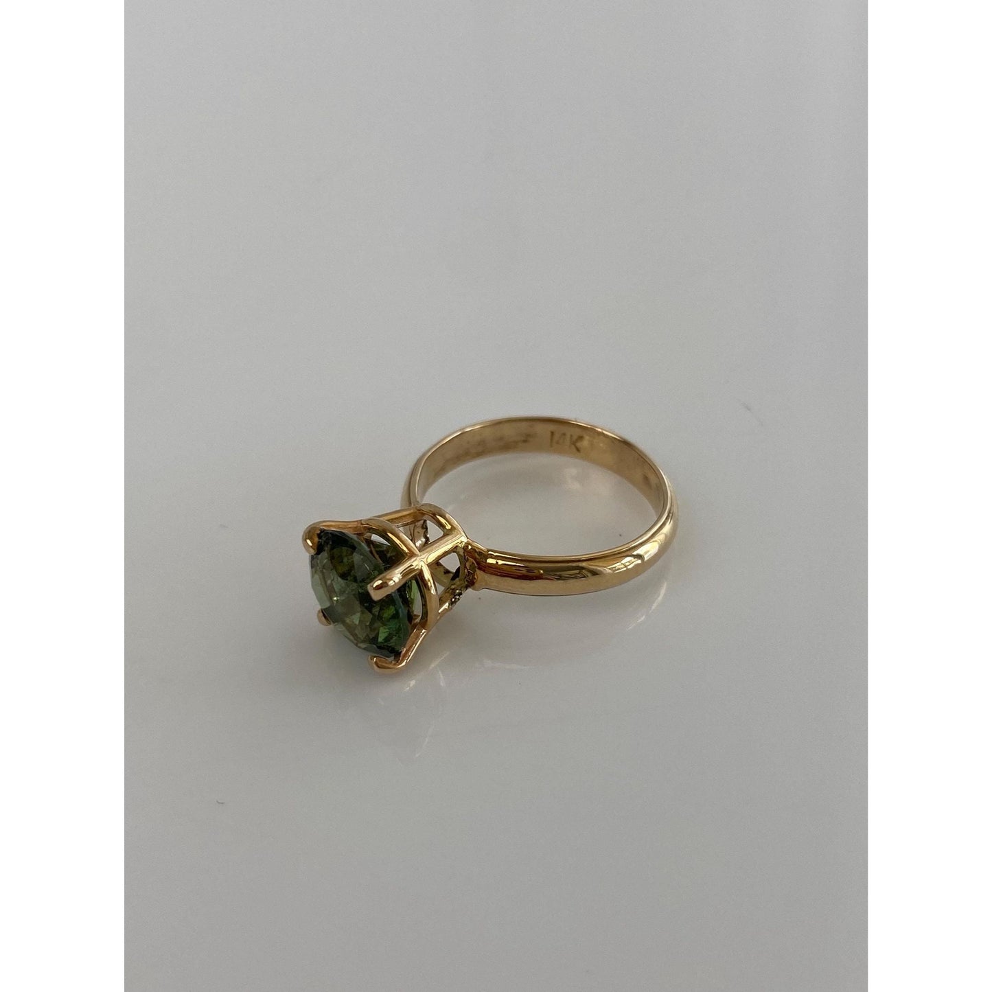 Solid 14k Yellow Gold Green Cubic Zirconia Ring - Size 6