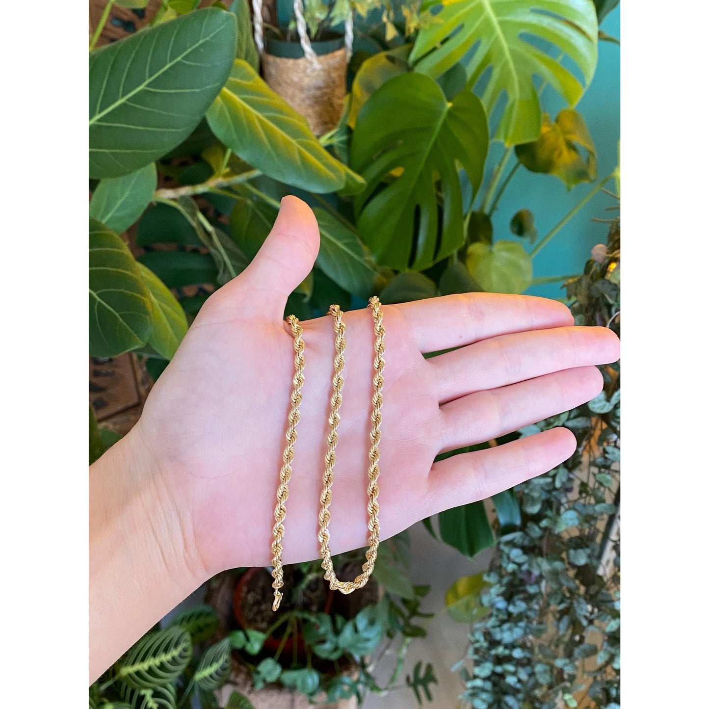 Vintage Solid 14k Yellow Gold Chunky Rope Chain Necklace - 18.25 inches