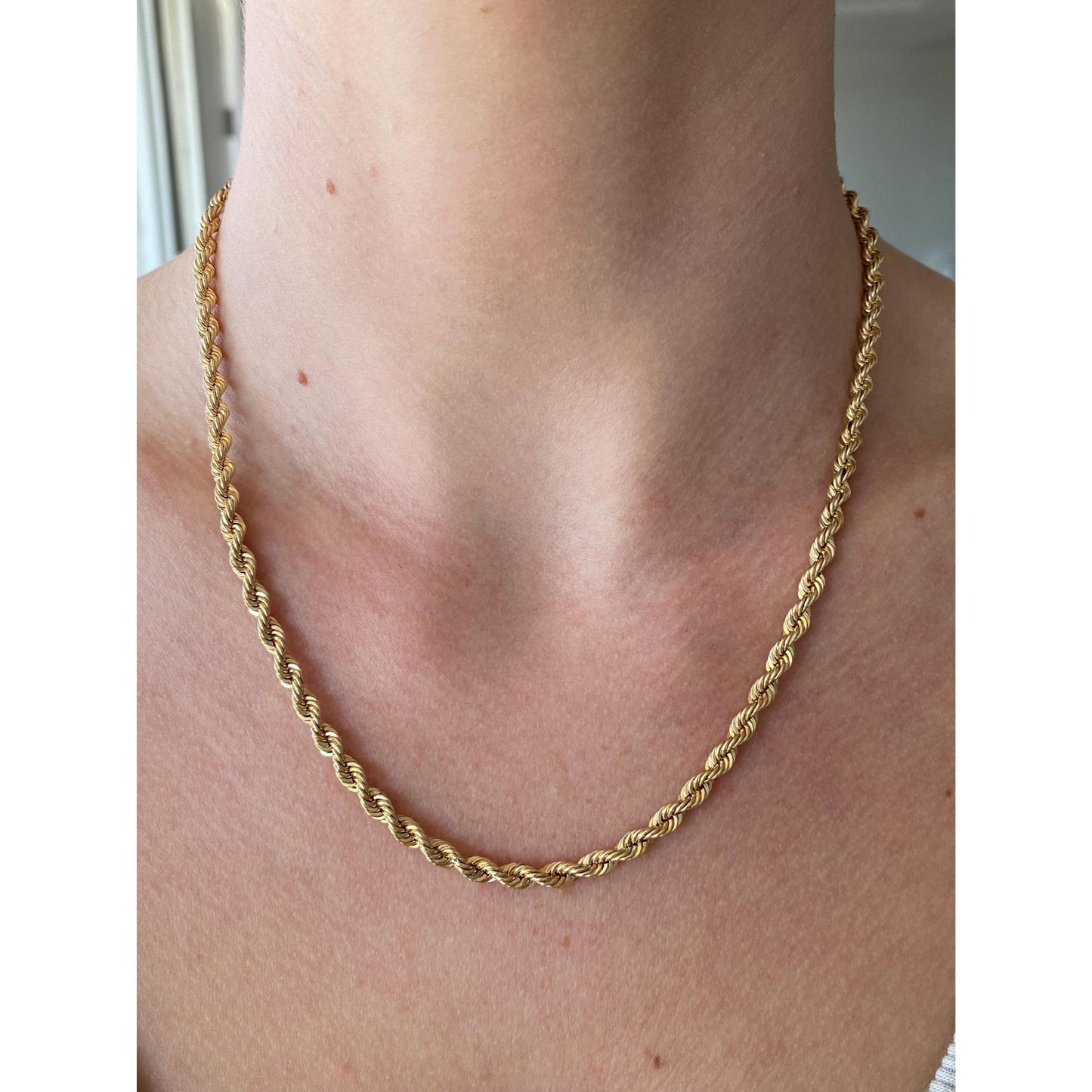 Vintage Solid 14k Yellow Gold Chunky Rope Chain Necklace - 18.25 inches