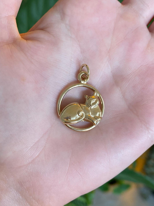 Vintage Solid 14k Yellow Gold Cat Charm
