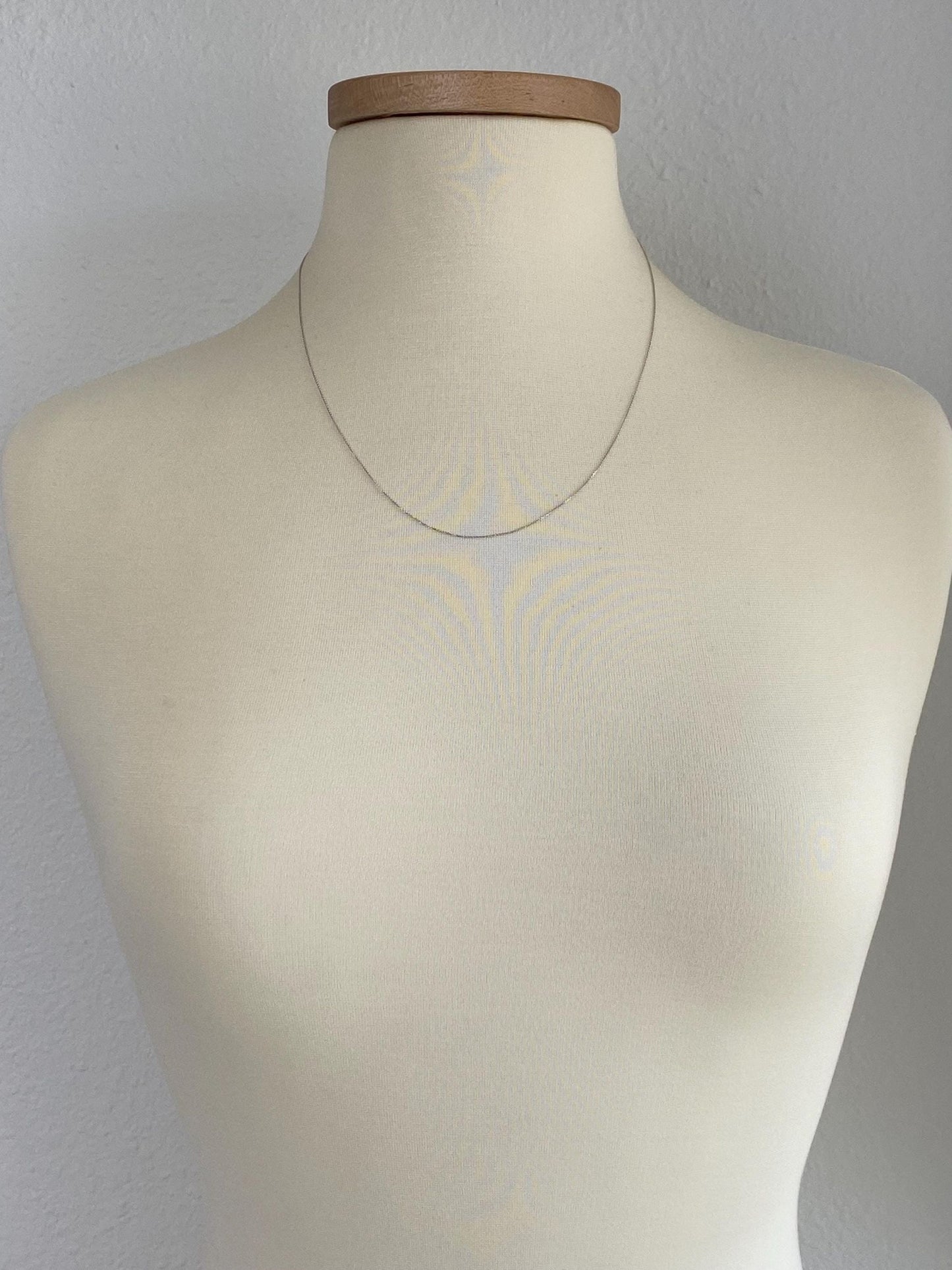 Vintage Solid 10k White Gold Dainty Tight Biker Link Chain Necklace - 21 inches