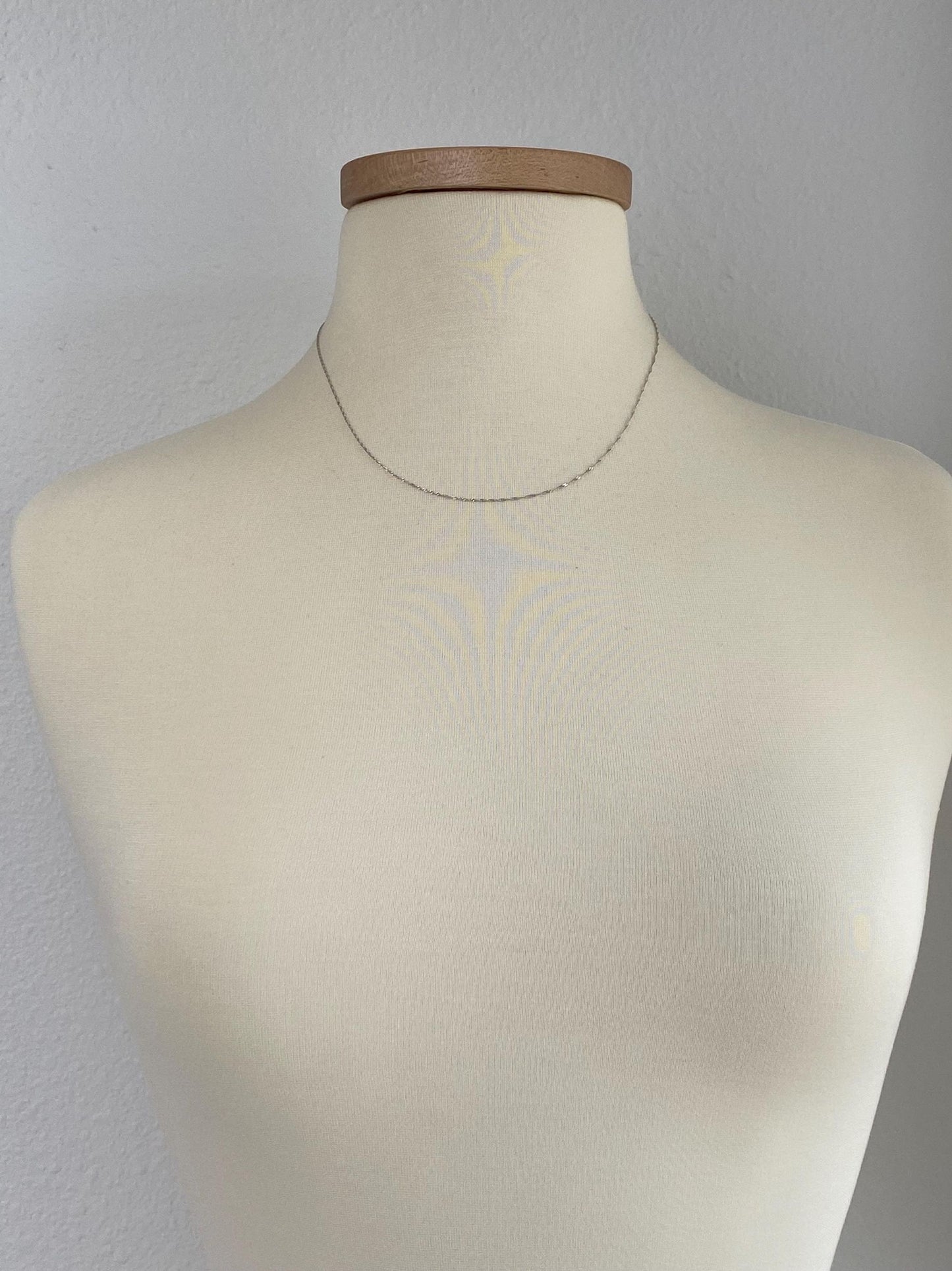 Vintage Solid 10k White Gold Dainty Twist Chain Necklace - 18 inches