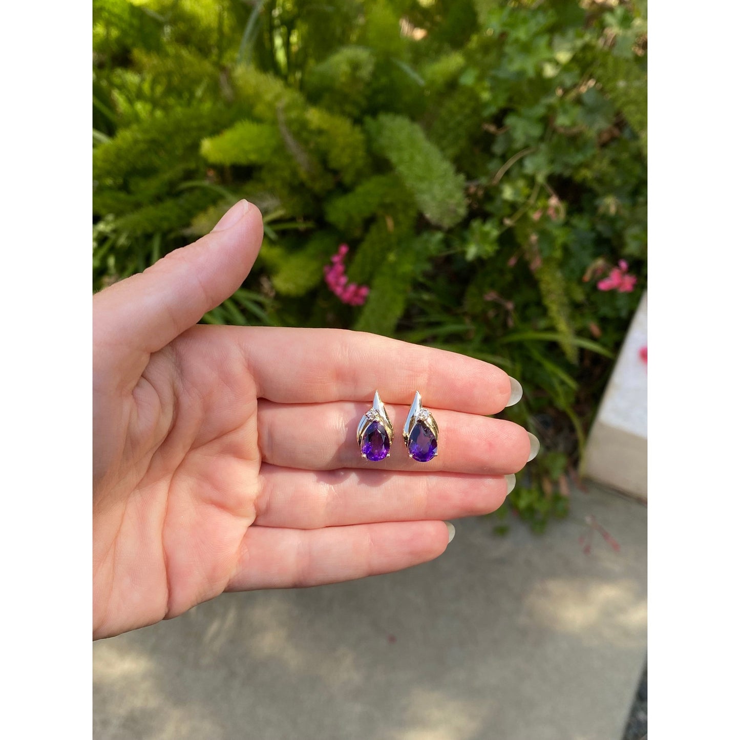 Vintage Solid 14k Yellow Gold Amethyst Diamond Stud Earrings