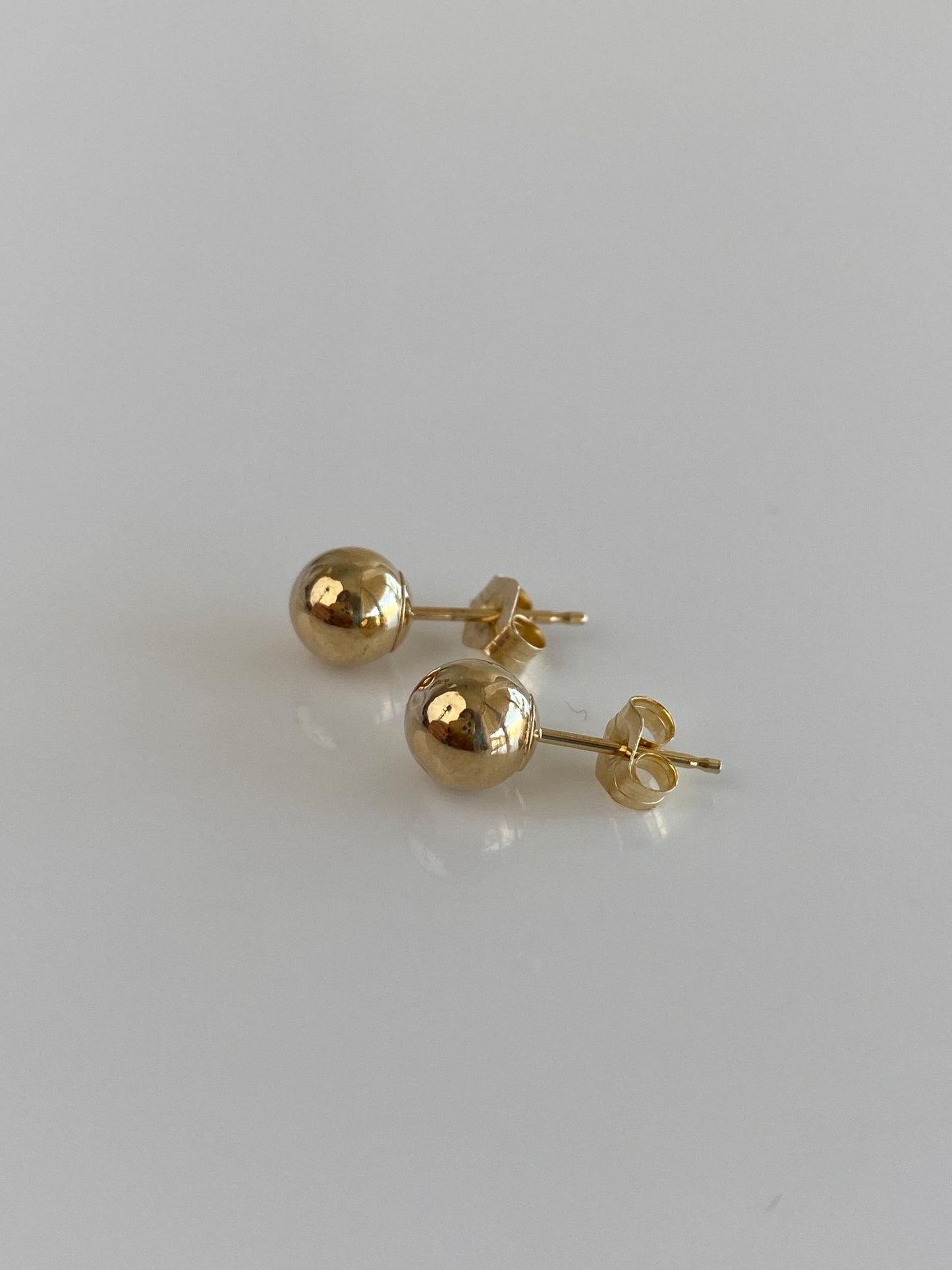 Vintage 14k Yellow Gold Ball Stud Earrings