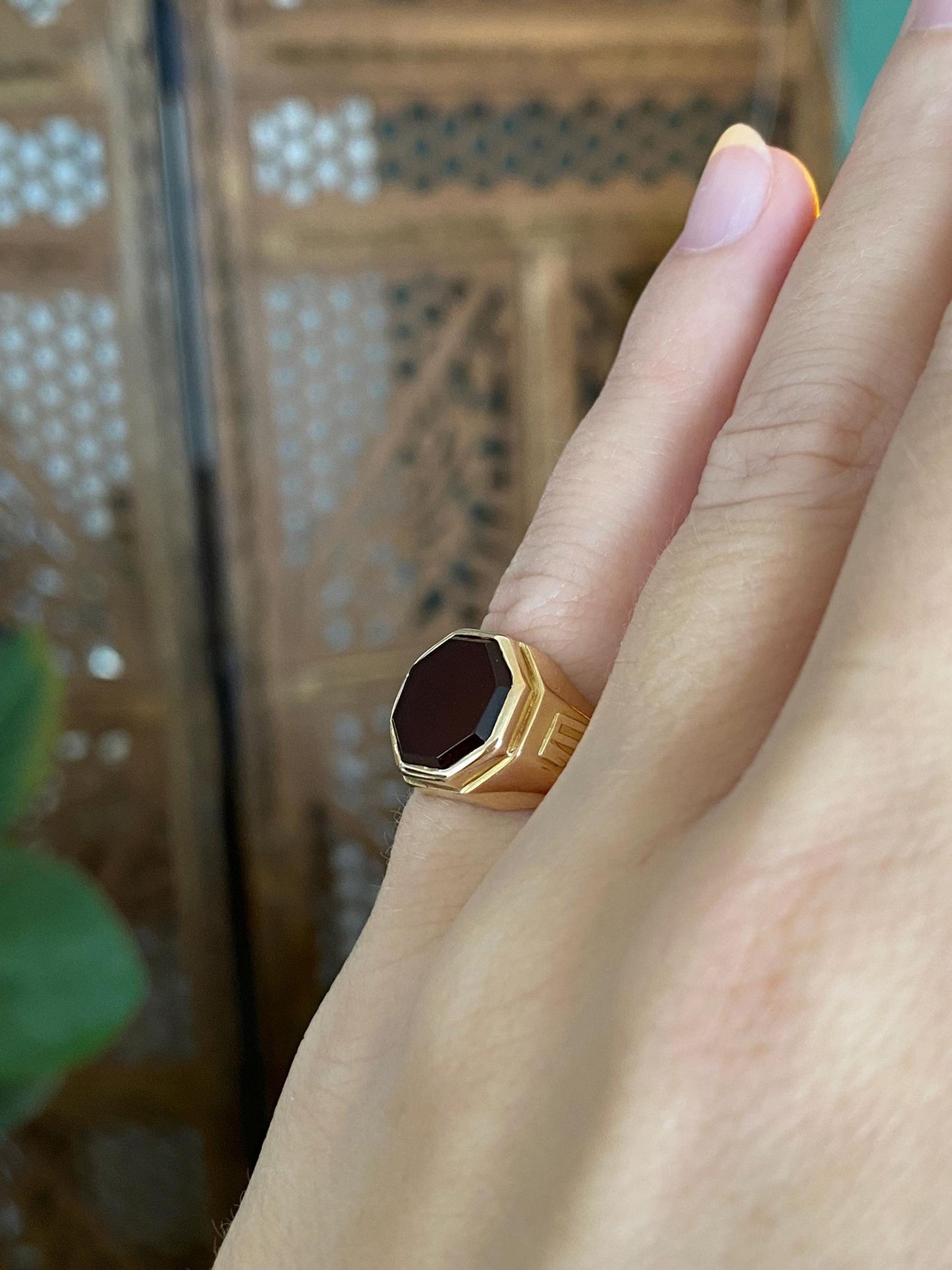Vintage Solid 14k Yellow Gold Carnelian Signet Ring - Size 3.25