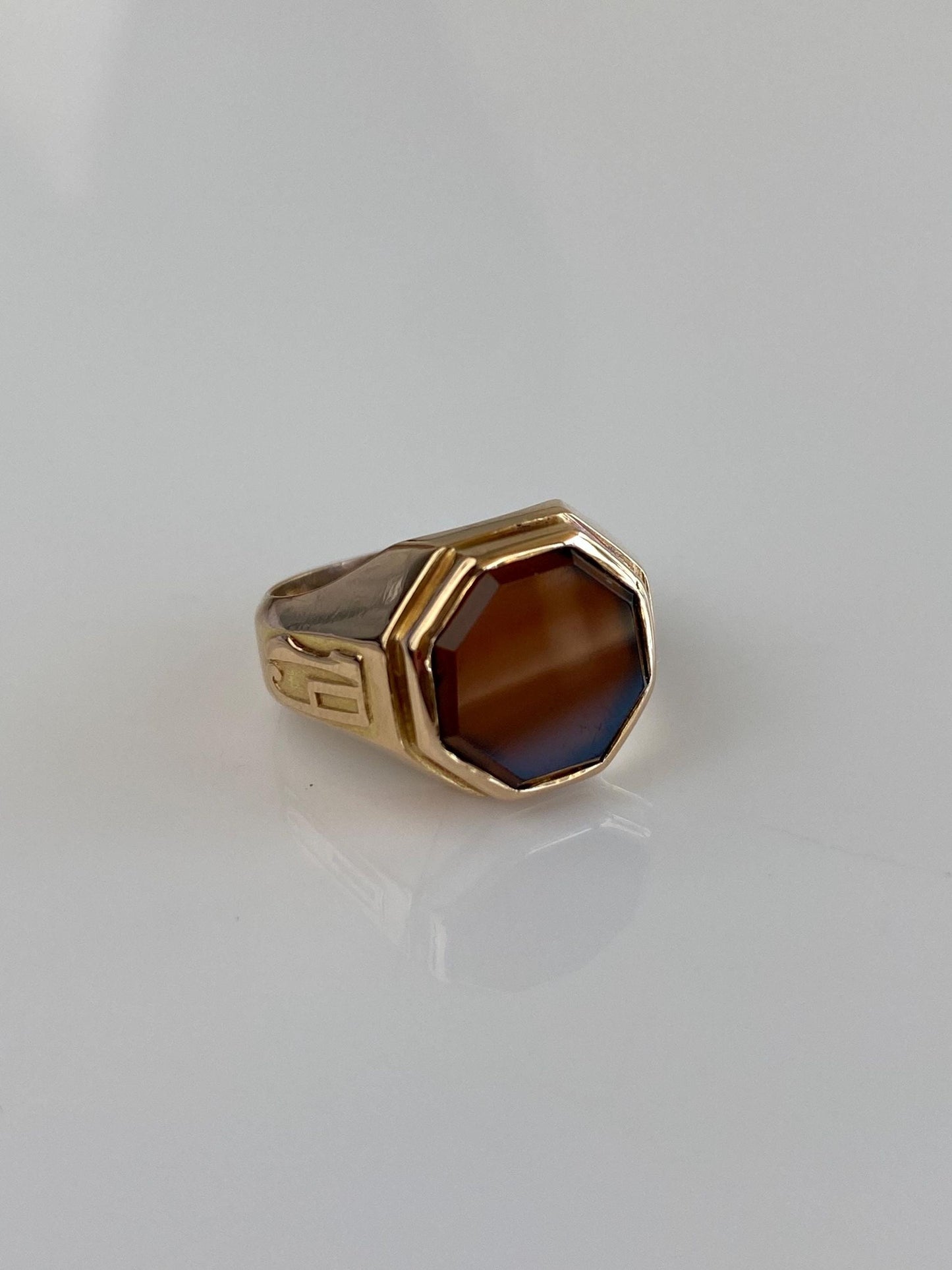 Vintage Solid 14k Yellow Gold Carnelian Signet Ring - Size 3.25
