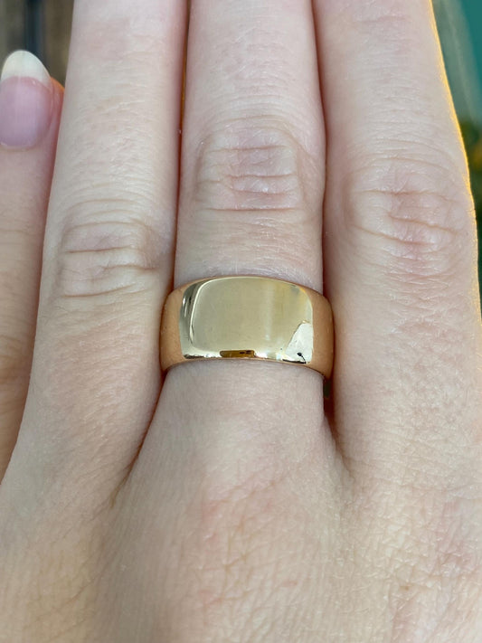 Vintage Solid 18k Yellow Gold Wide Ring Band - Size 7.25