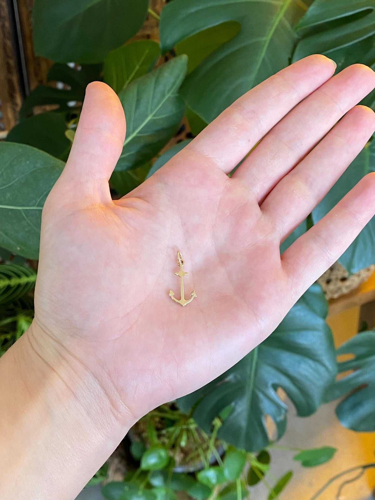 Vintage 14k Yellow Gold Anchor Charm