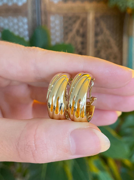 Vintage 18k Yellow Gold Hoop Earrings